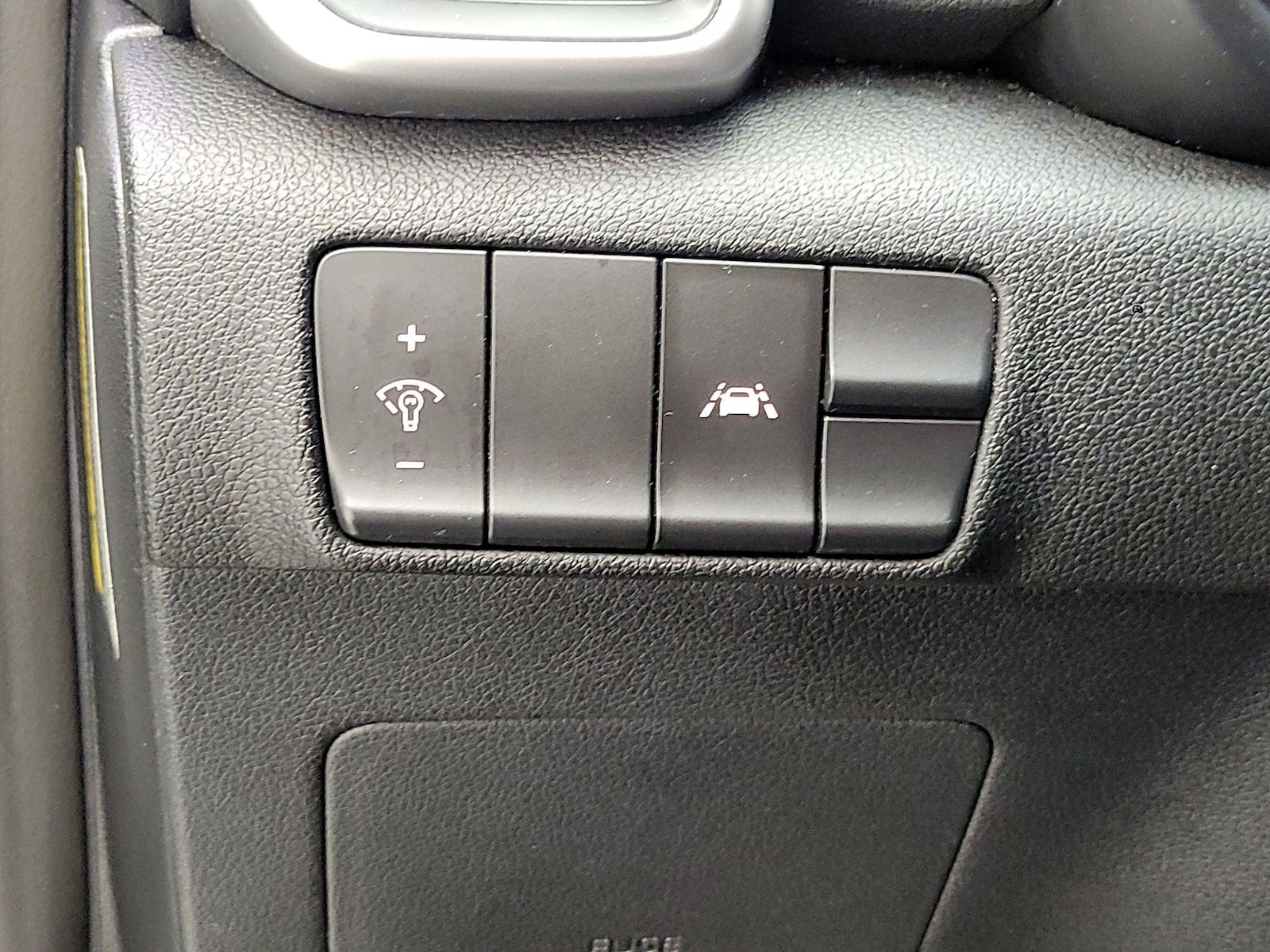 2022 Kia Sportage LX - Photo 14
