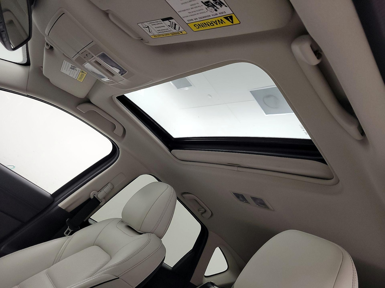 Sunroof(s) & Overhead Airbags