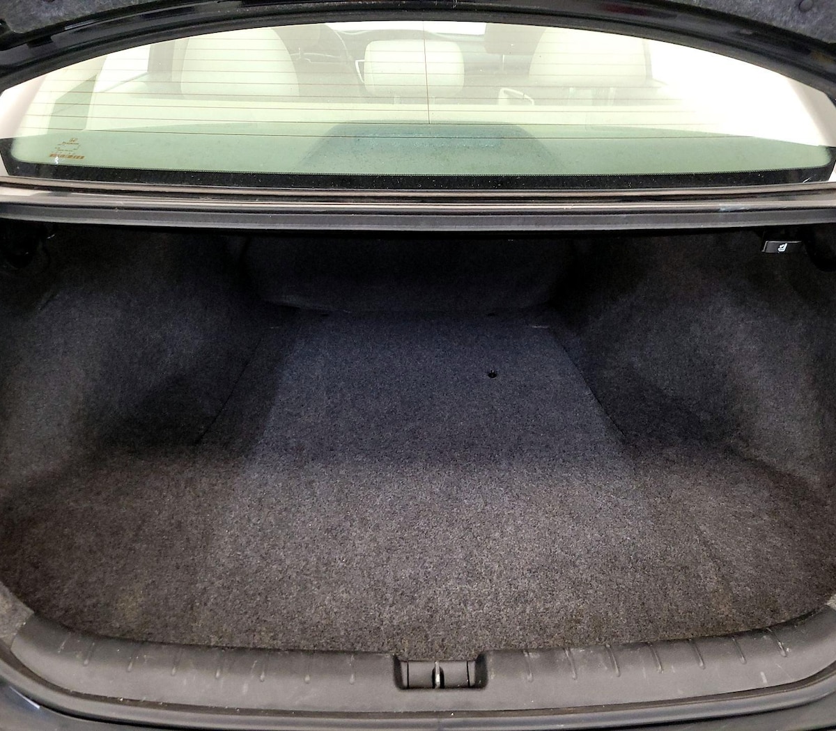 Trunk/Cargo (Seats Up)
