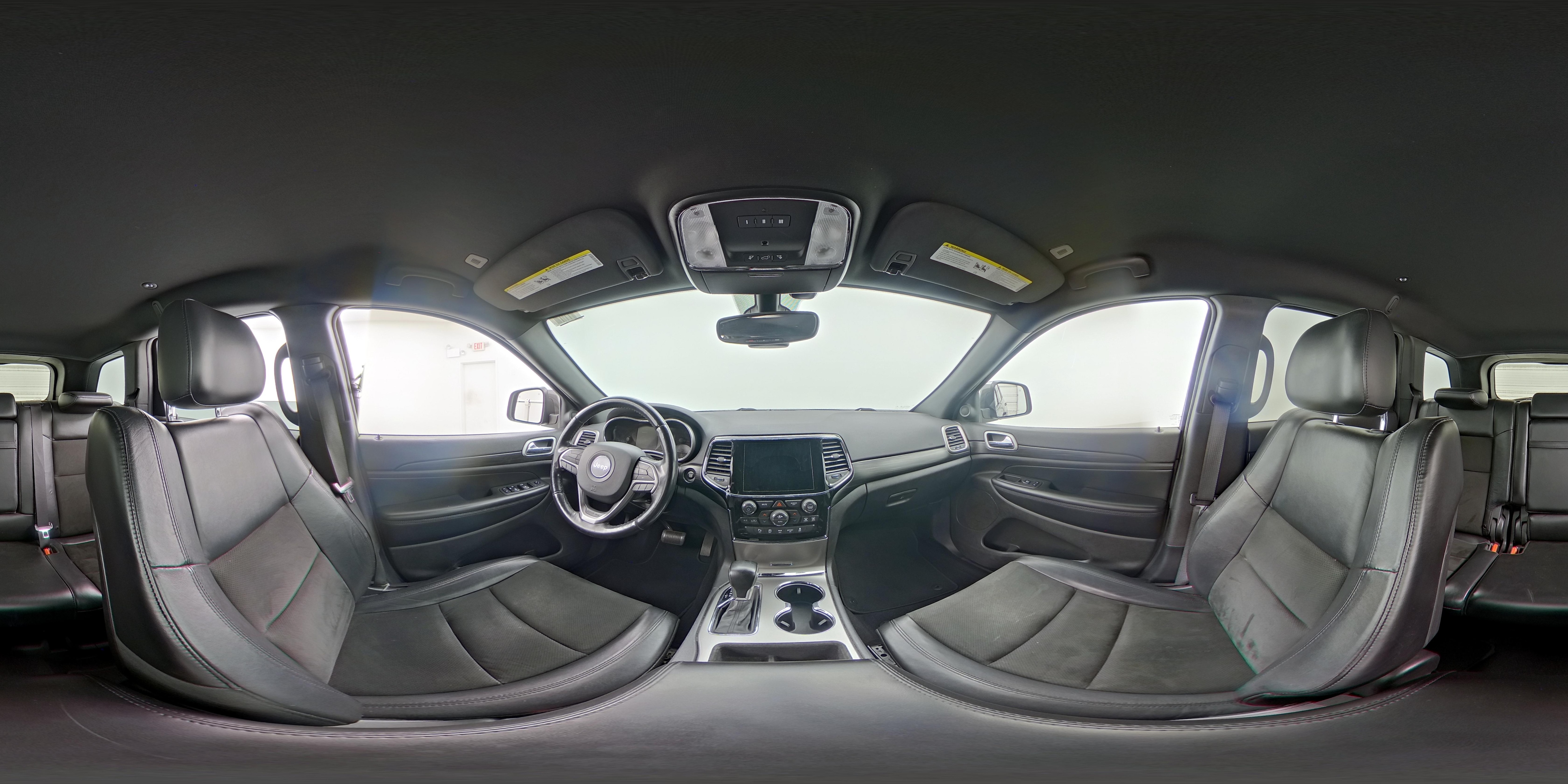 2019 Jeep Grand Cherokee Altitude - Photo 25