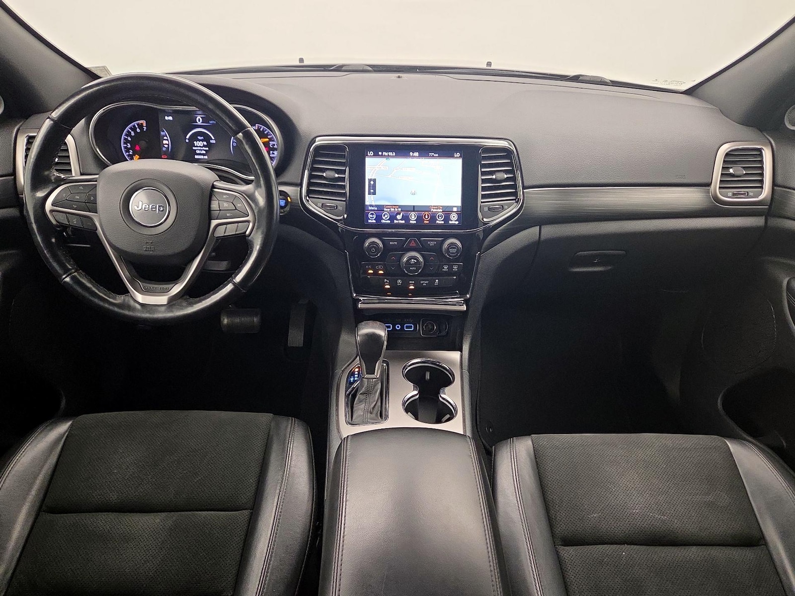 2019 Jeep Grand Cherokee Altitude - Photo 10