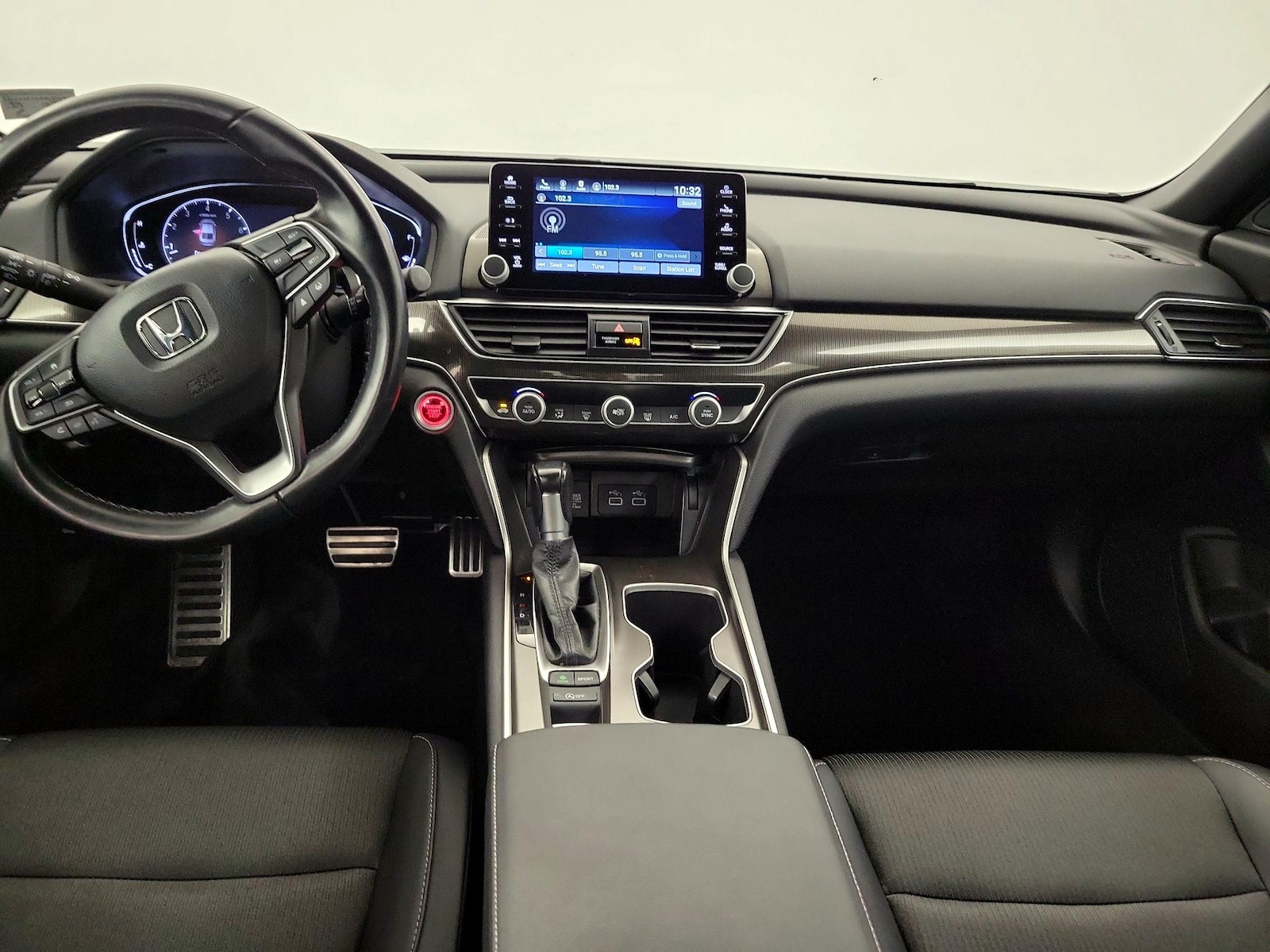 Apple CarPlay® & Android Auto™
