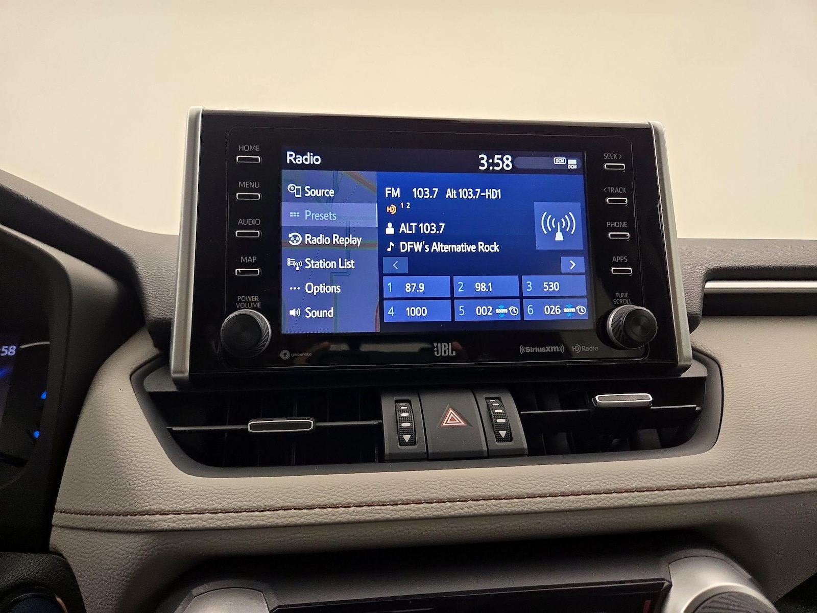 2021 Toyota RAV4 Limited - Photo 17