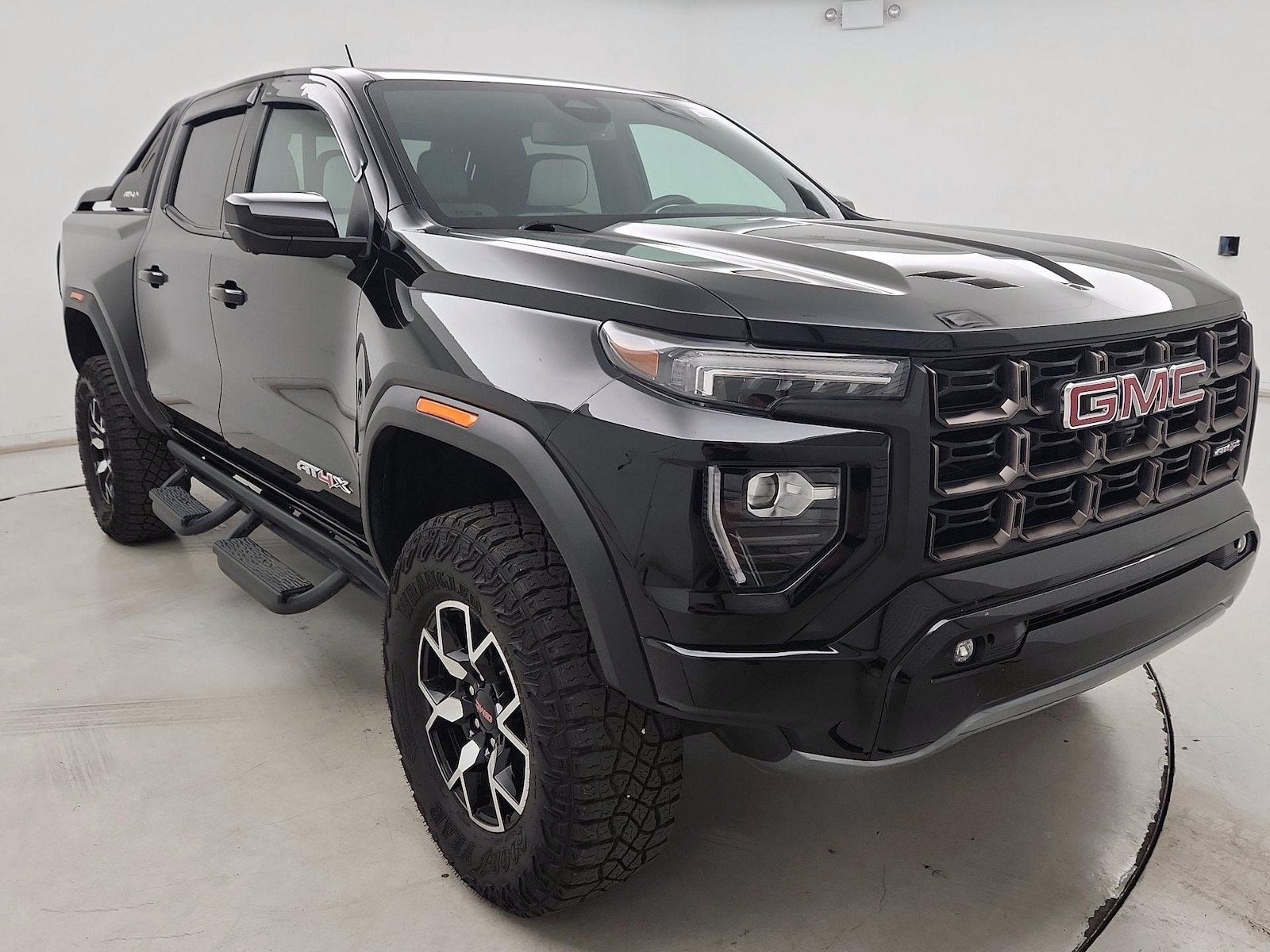2024 GMC Canyon