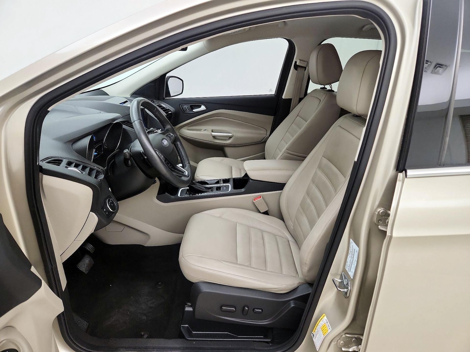 2017 Ford Escape Titanium - Photo 12