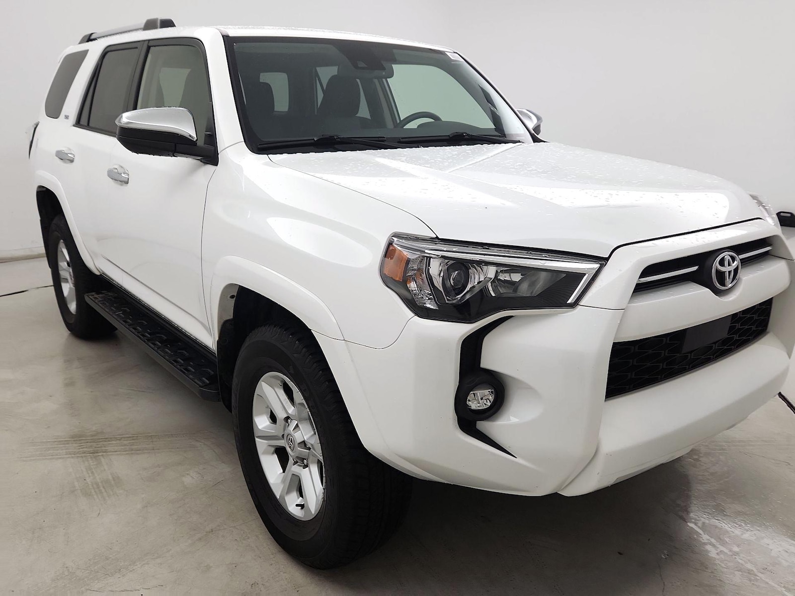 2024 Toyota 4Runner SR5 - Photo 1