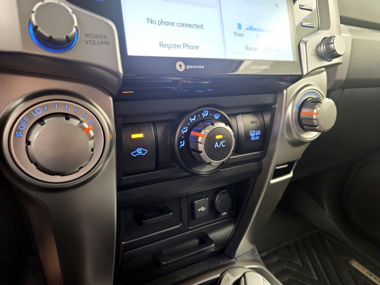 2024 Toyota 4Runner SR5 - Photo 15