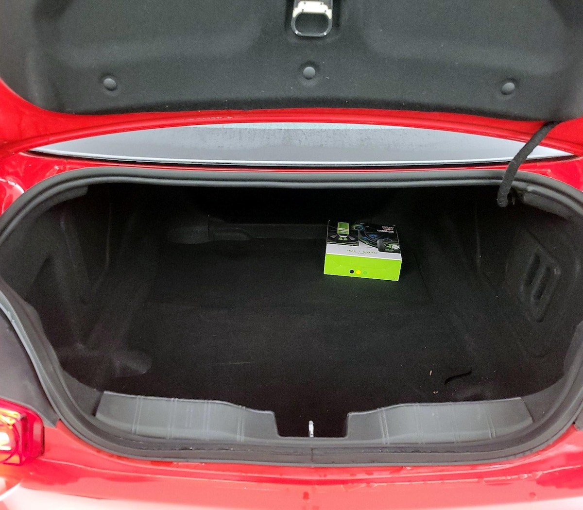 Trunk/Cargo (Seats Up)
