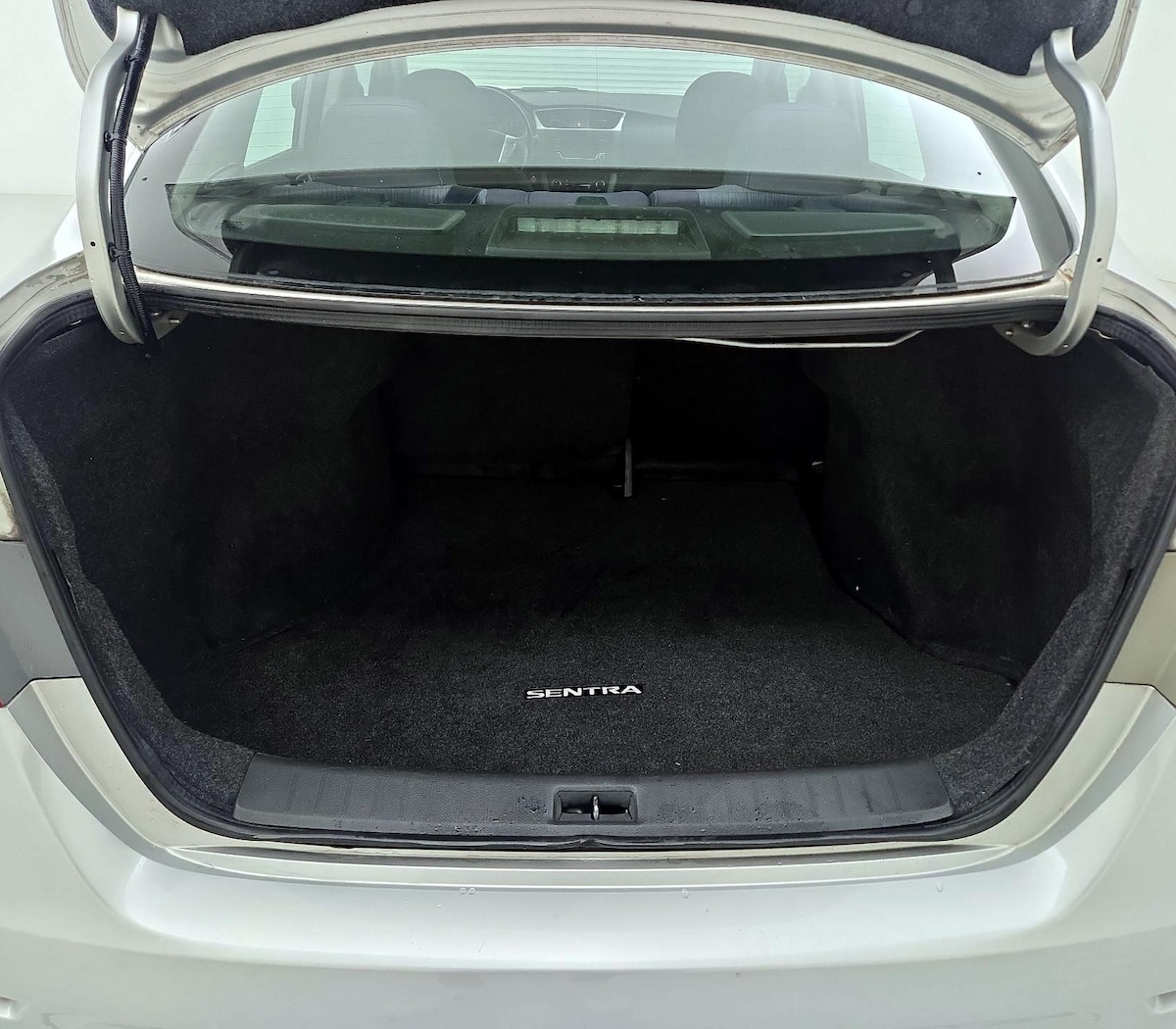 Trunk/Cargo (Seats Up)
