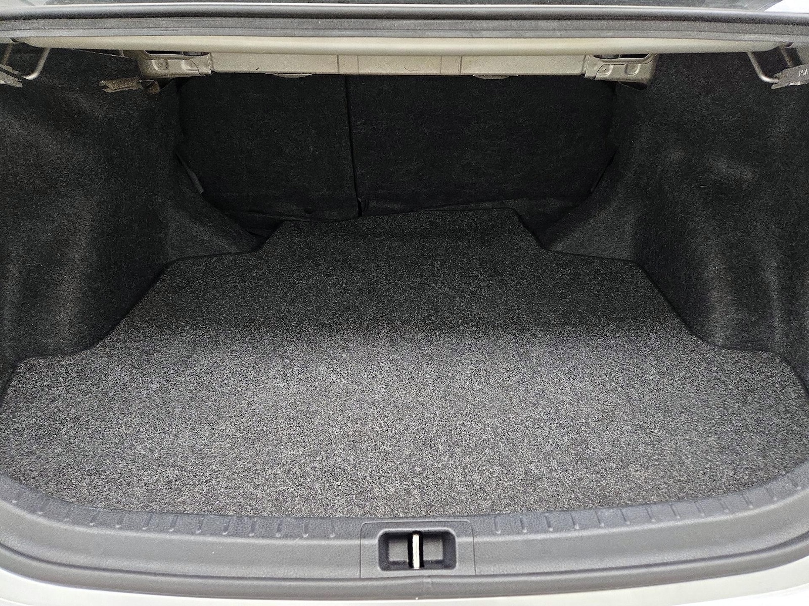 2015 Toyota Corolla LE - Photo 21