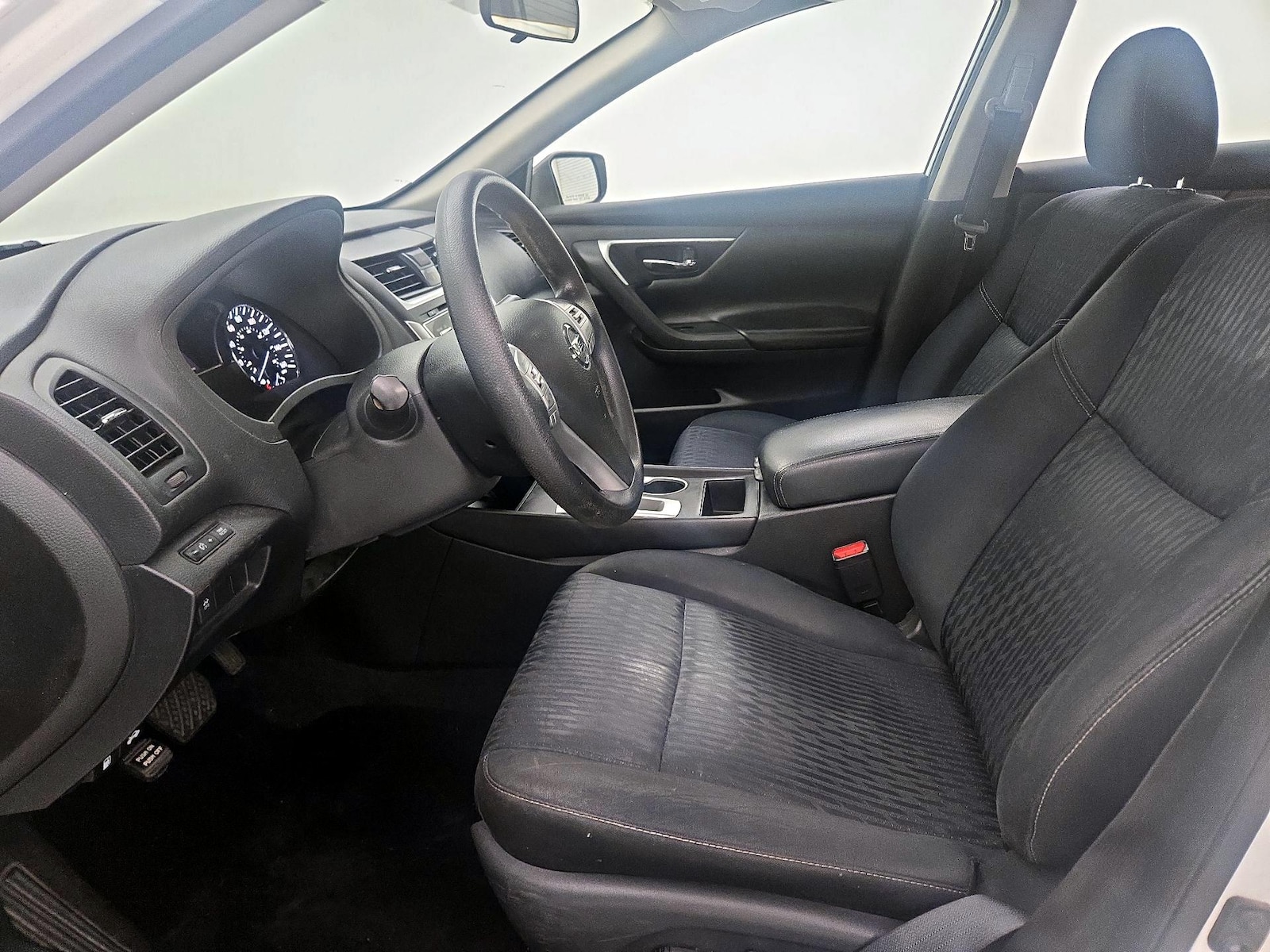 Power Seat(s) & Side Airbags
