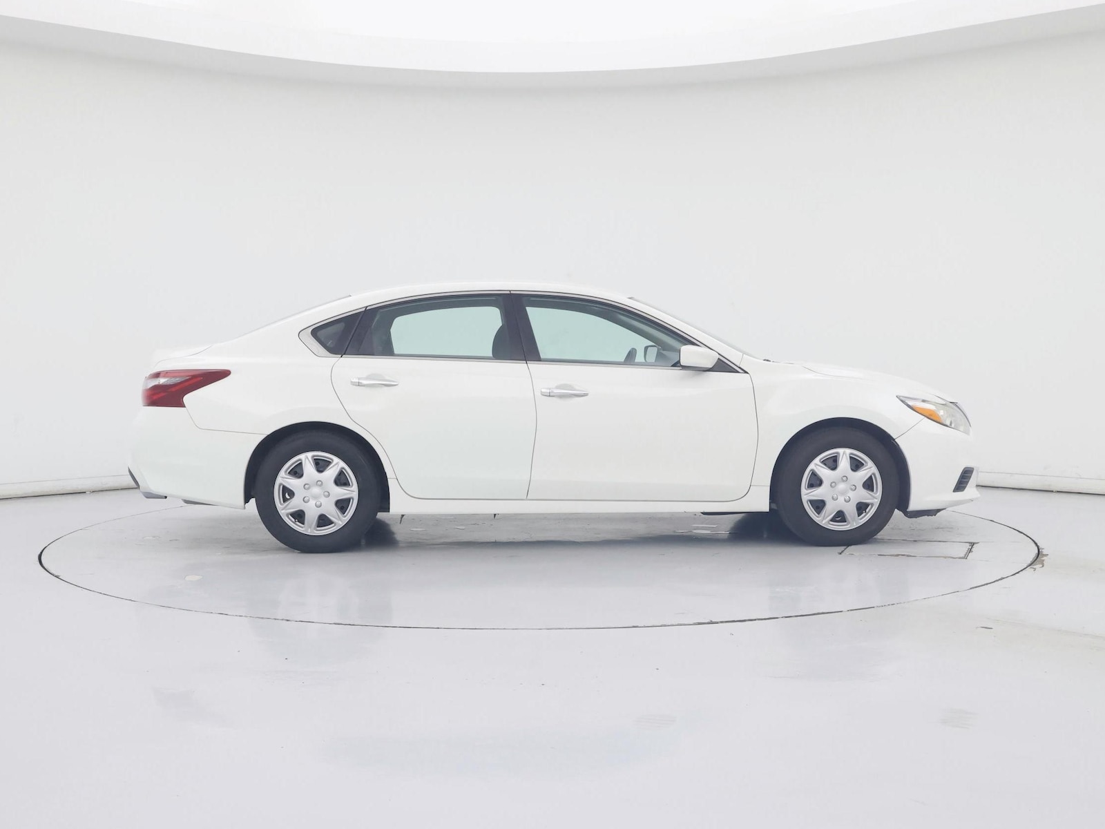 2018 Nissan Altima S - Photo 8