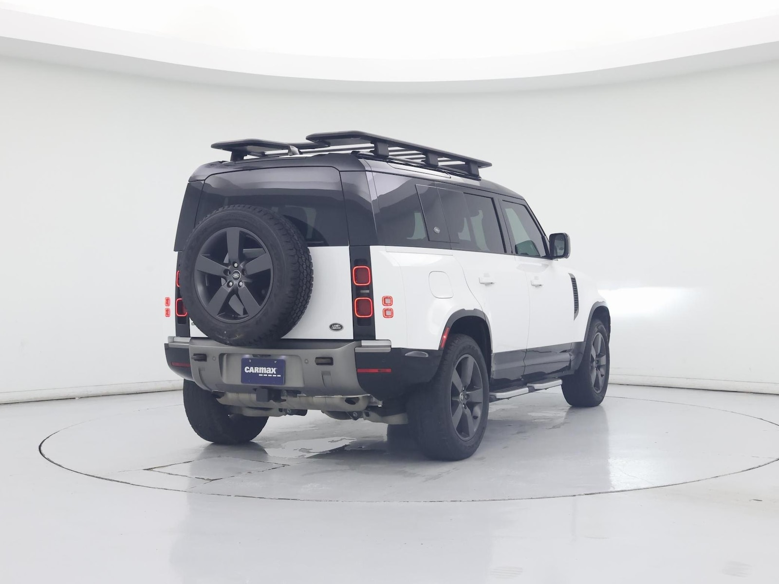 2023 Land Rover Defender X-Dynamic SE - Photo 9
