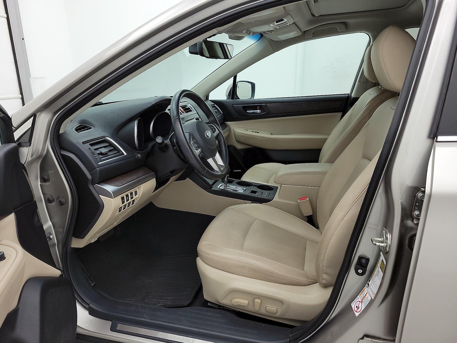 2017 Subaru Outback Limited - Photo 12
