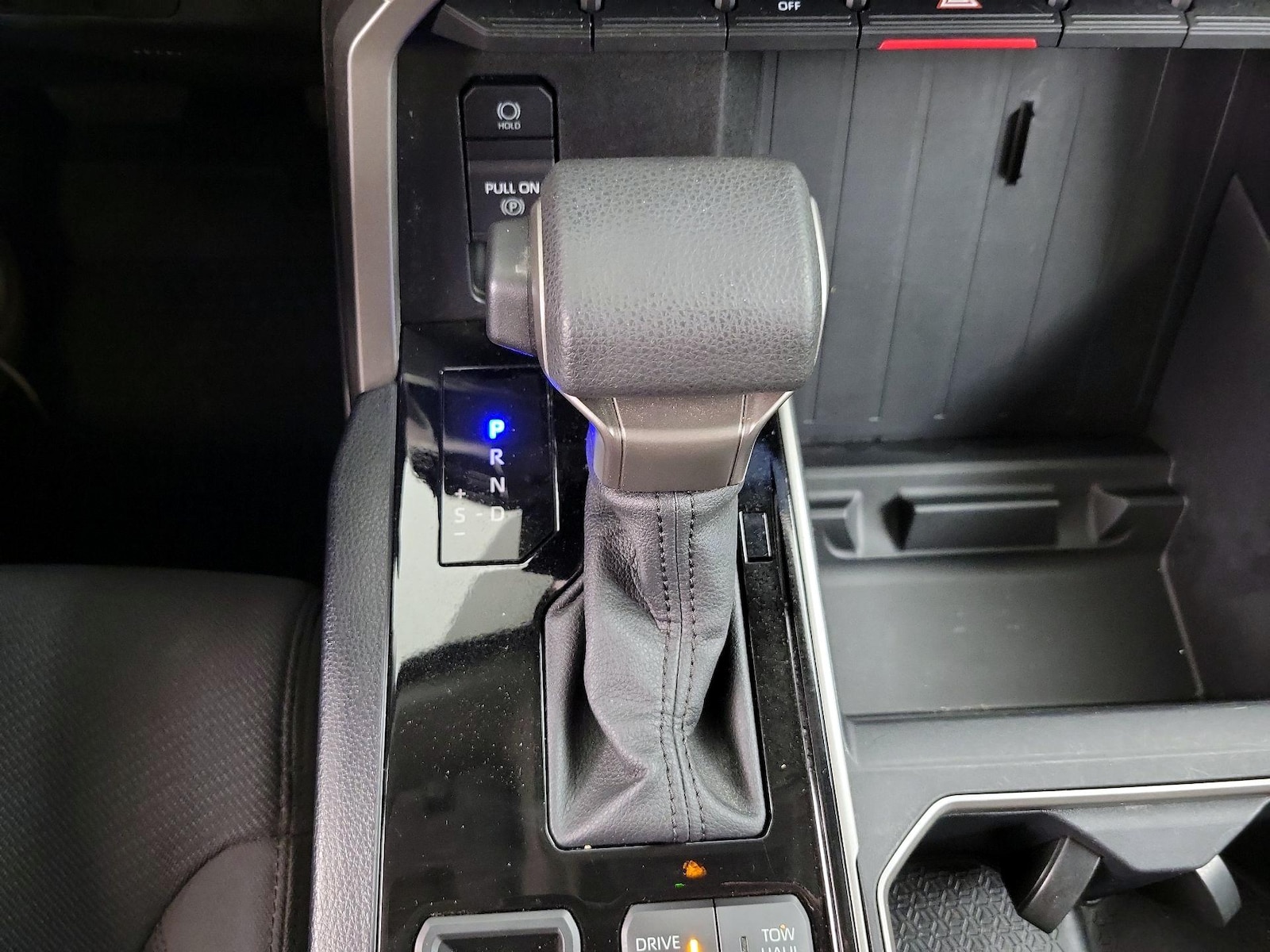 2022 Toyota Tundra SR5 - Photo 18