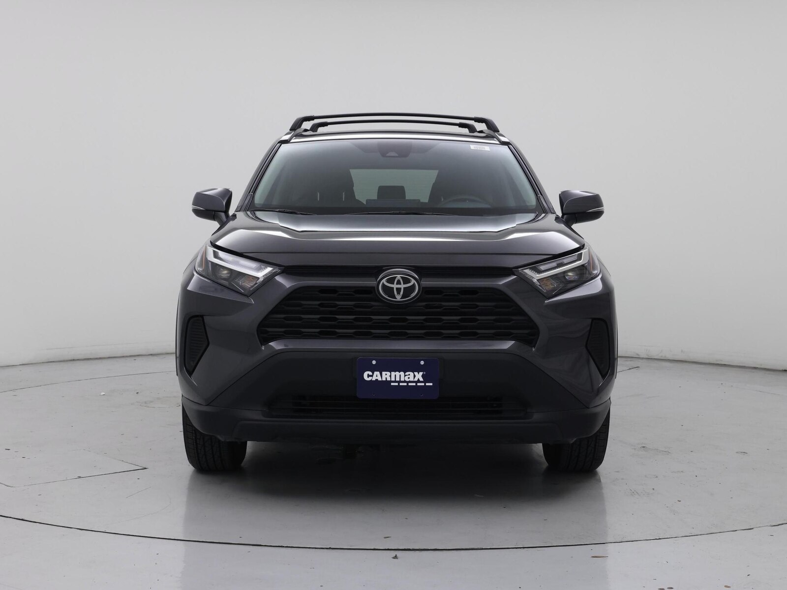 2025 Toyota RAV4 XLE - Photo 6