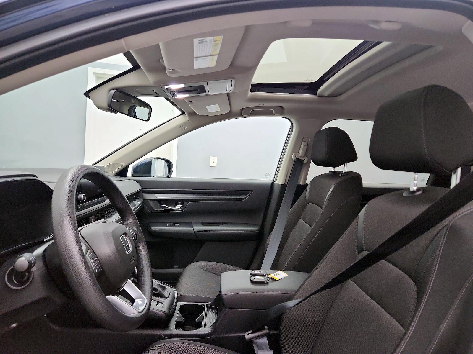 Sunroof(s) & Overhead Airbags