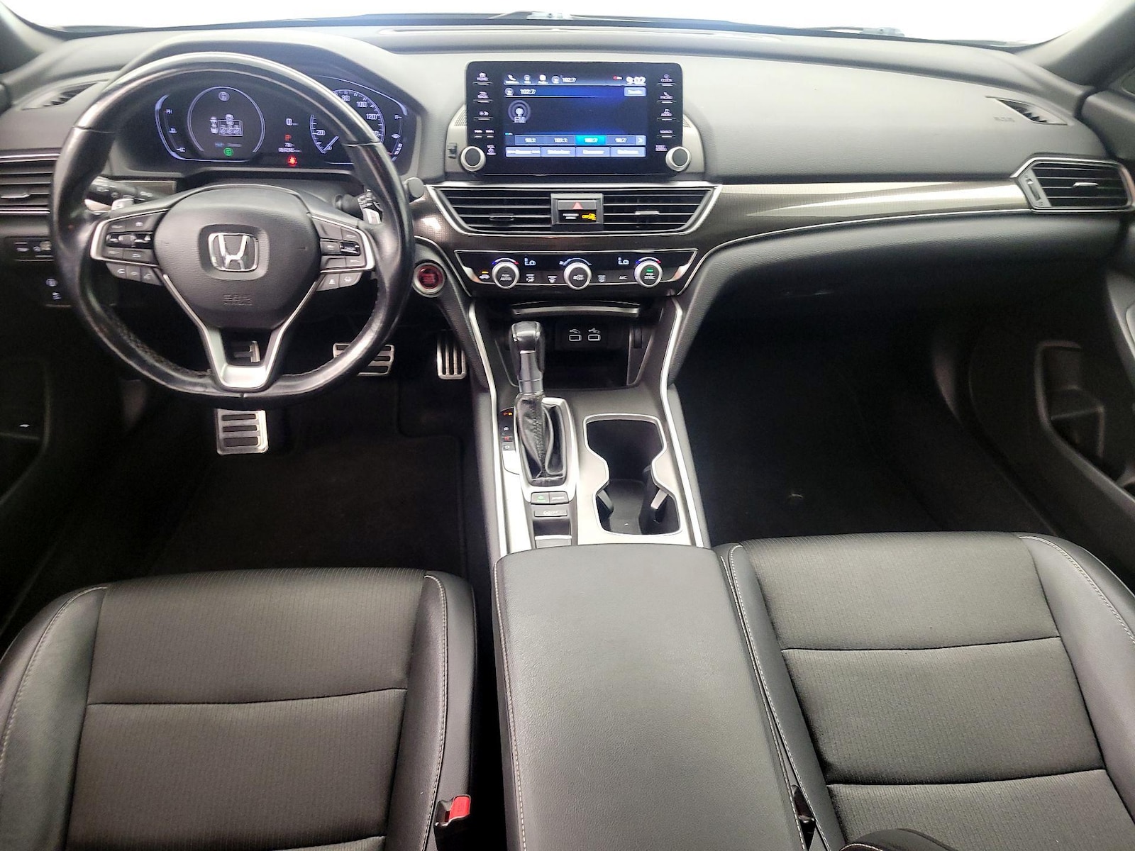 Apple CarPlay® & Android Auto™