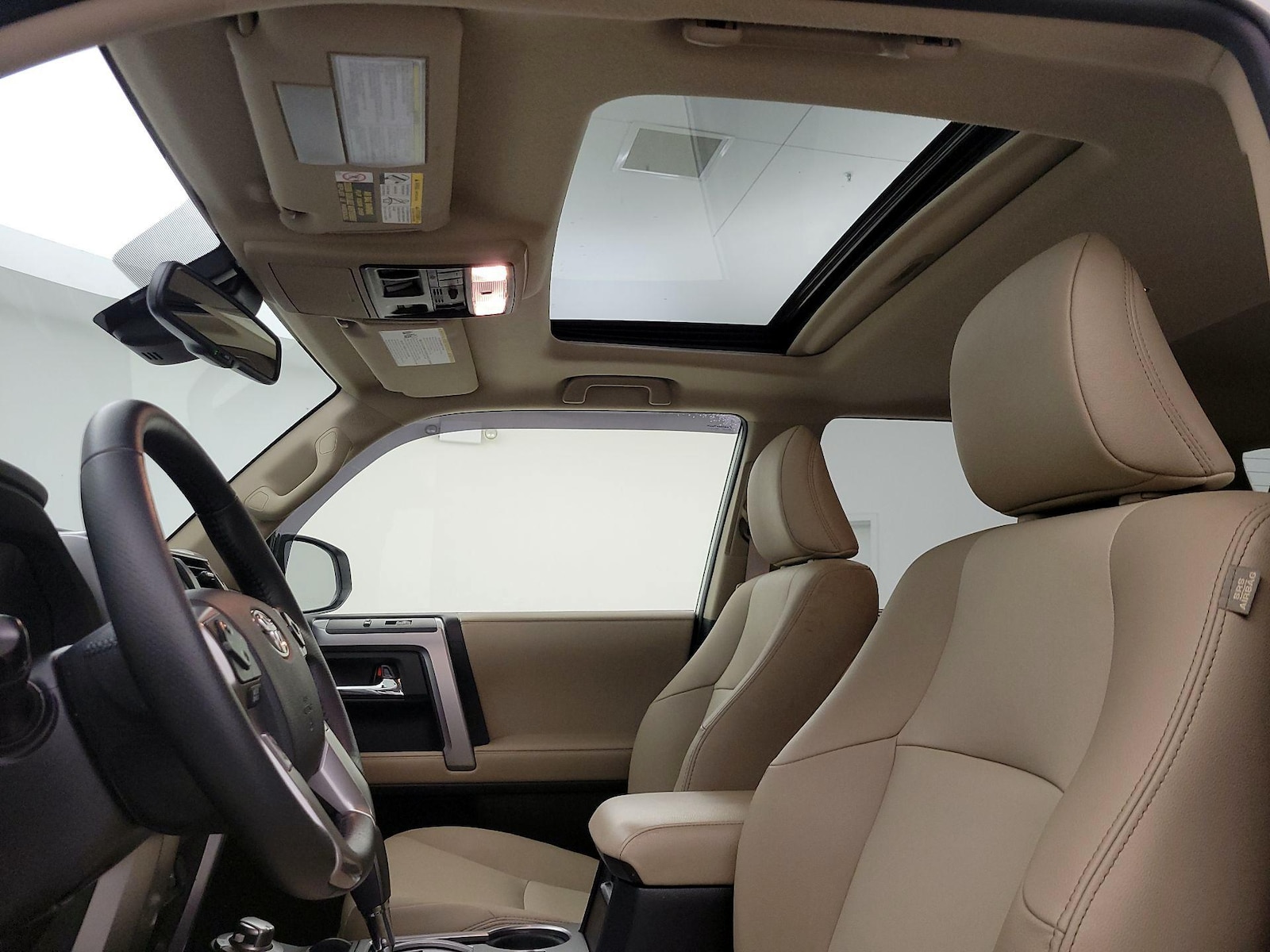 Sunroof(s) & Overhead Airbags