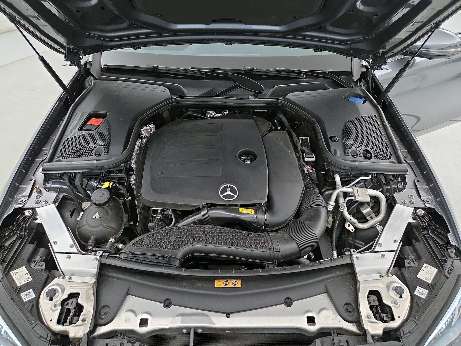 2023 Mercedes-Benz E-Class E350 - Photo 24