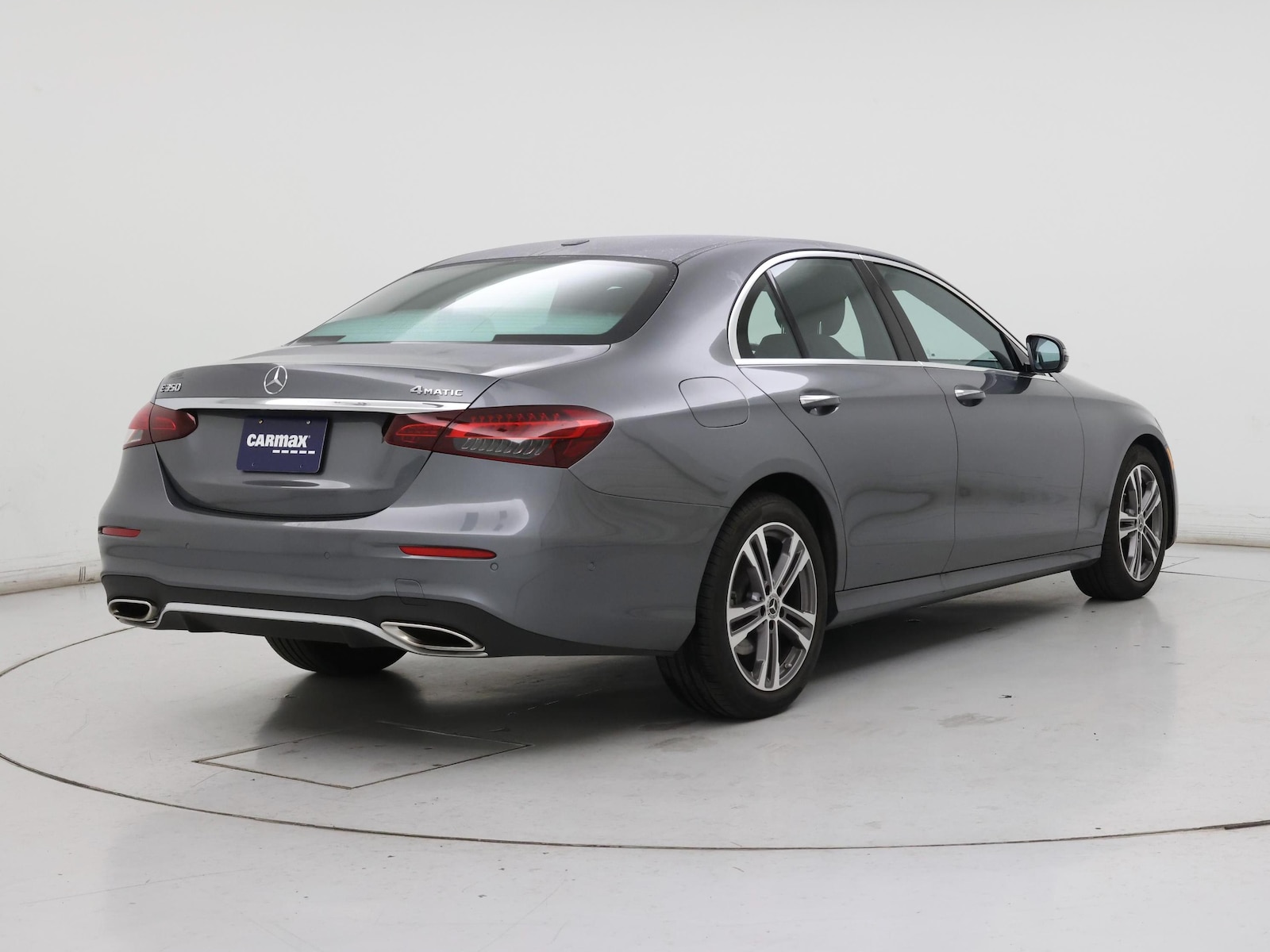 2023 Mercedes-Benz E-Class E350 - Photo 9