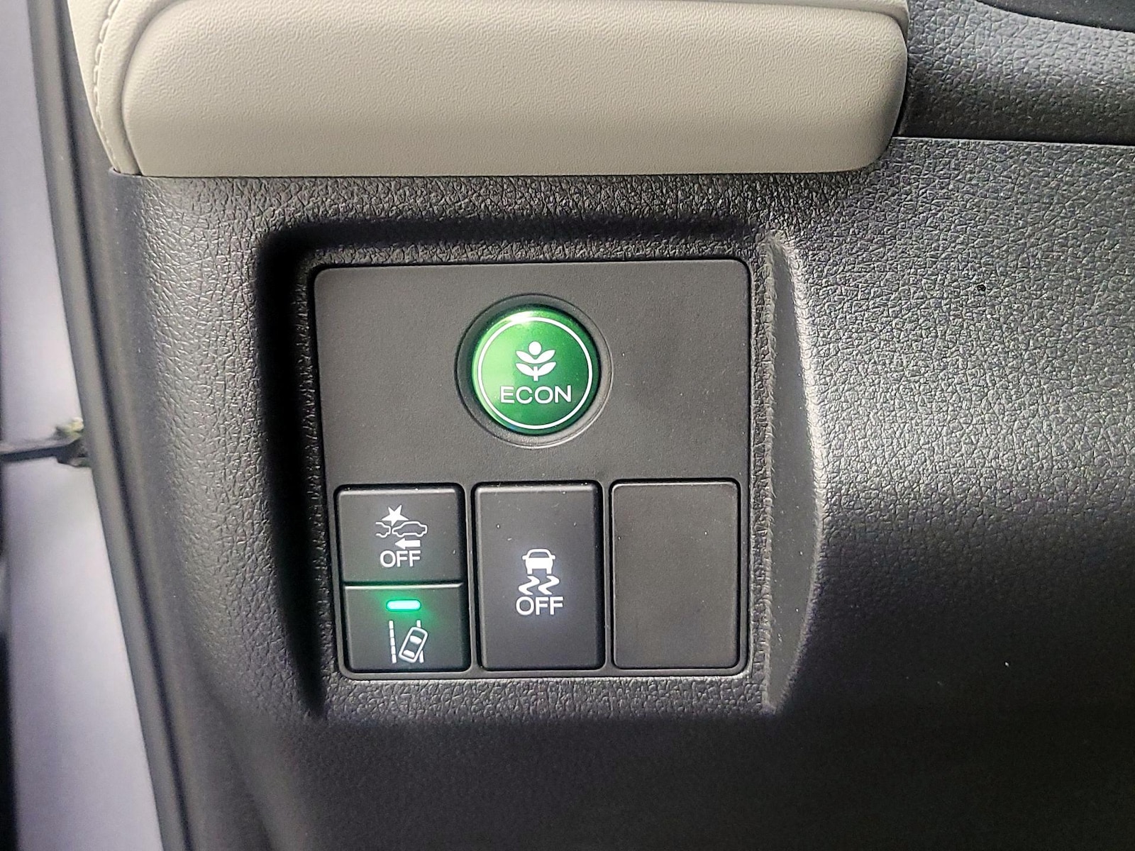 2022 Honda HR-V EX - Photo 12