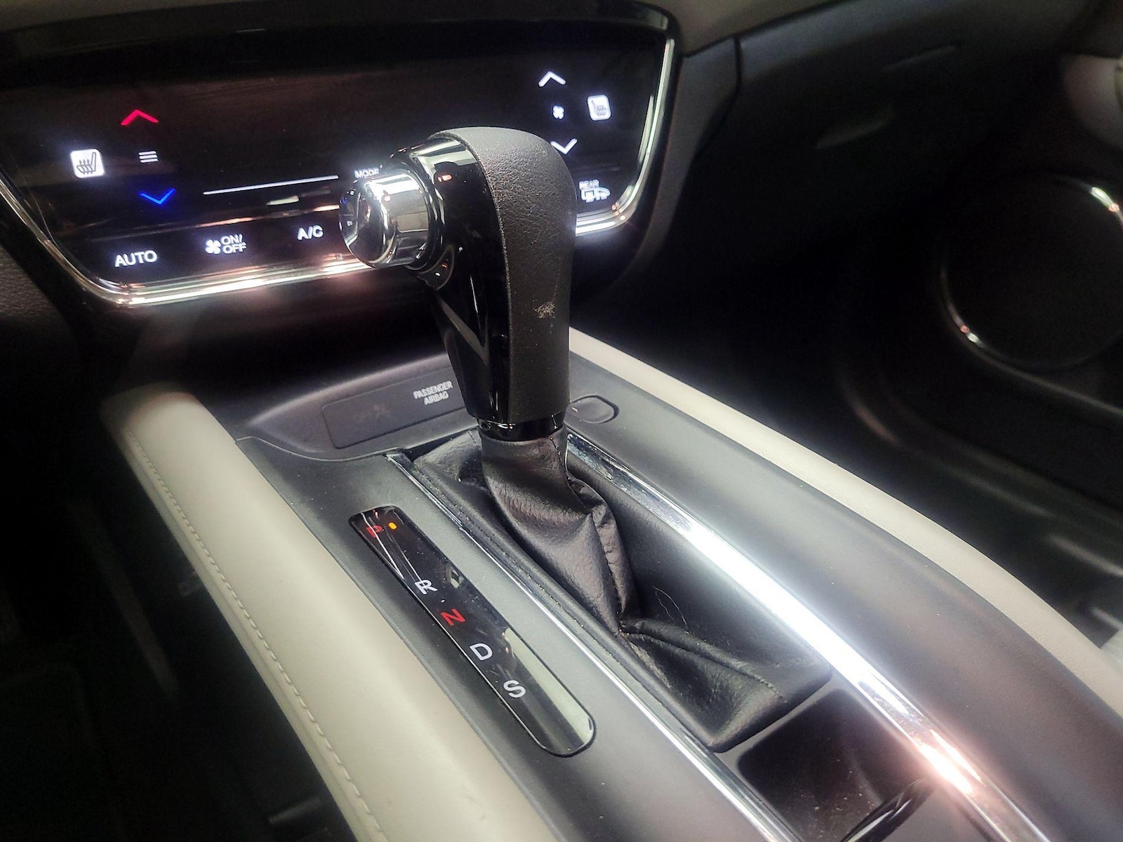 2022 Honda HR-V EX - Photo 16