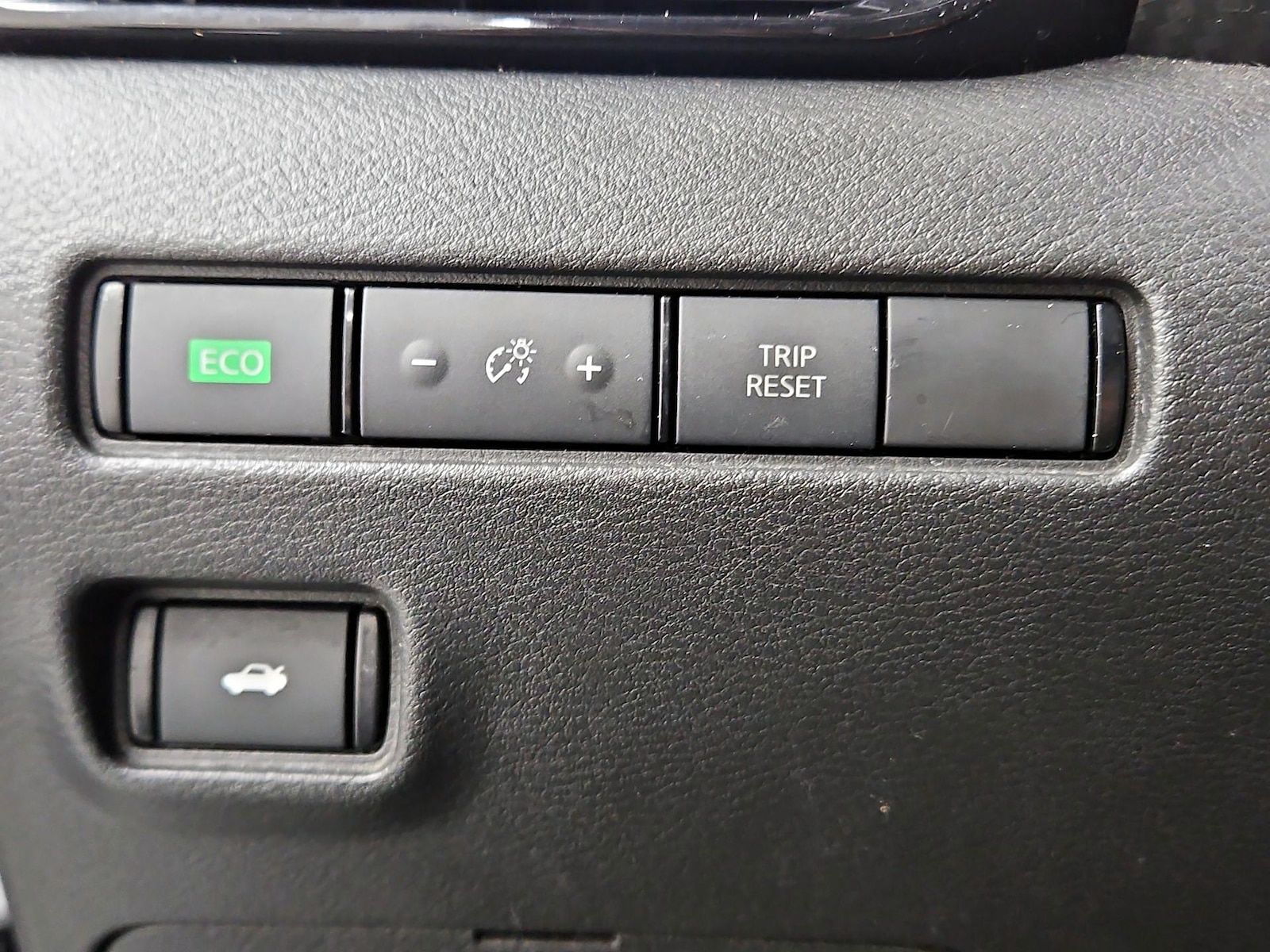 2021 Nissan Sentra SR - Photo 14