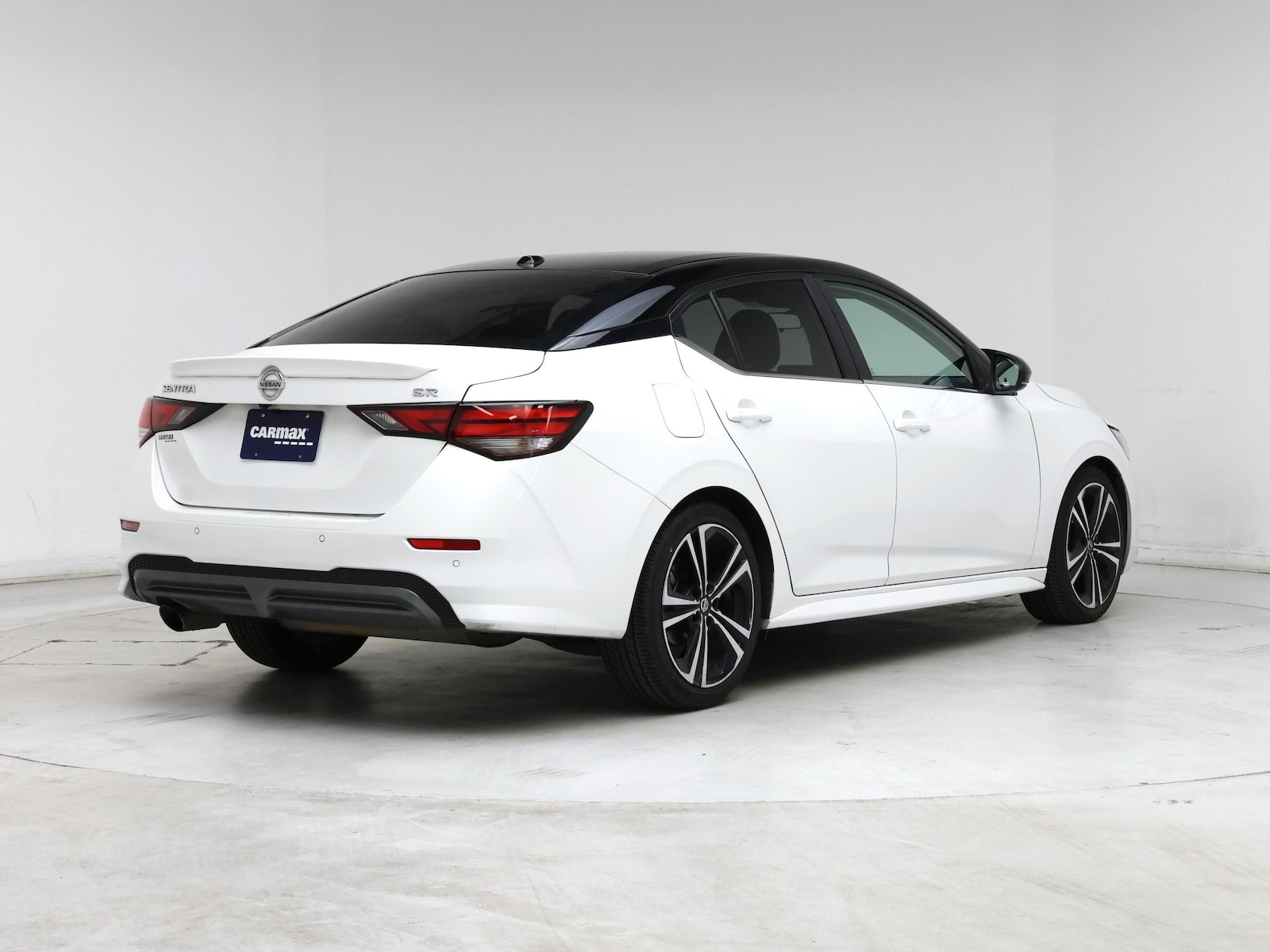 2021 Nissan Sentra SR - Photo 9