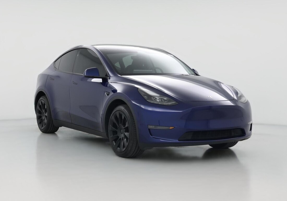 2024 Tesla Model Y Long Range All-Wheel Drive in Blue — CarMax photo