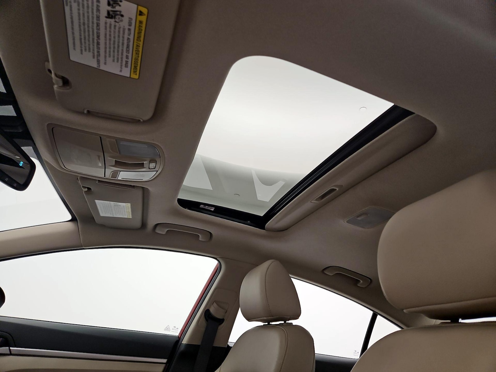 Sunroof(s) & Overhead Airbags