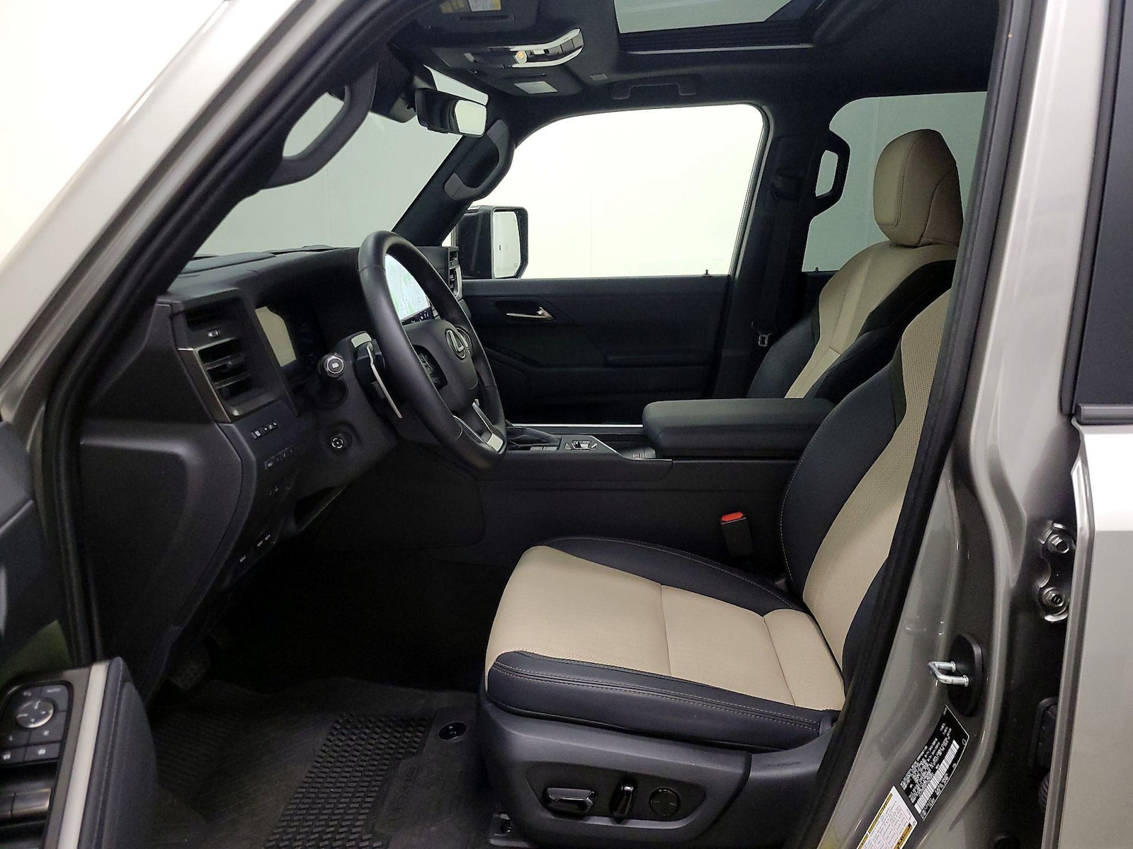 2026 Lexus GX Overtrail - Photo 12
