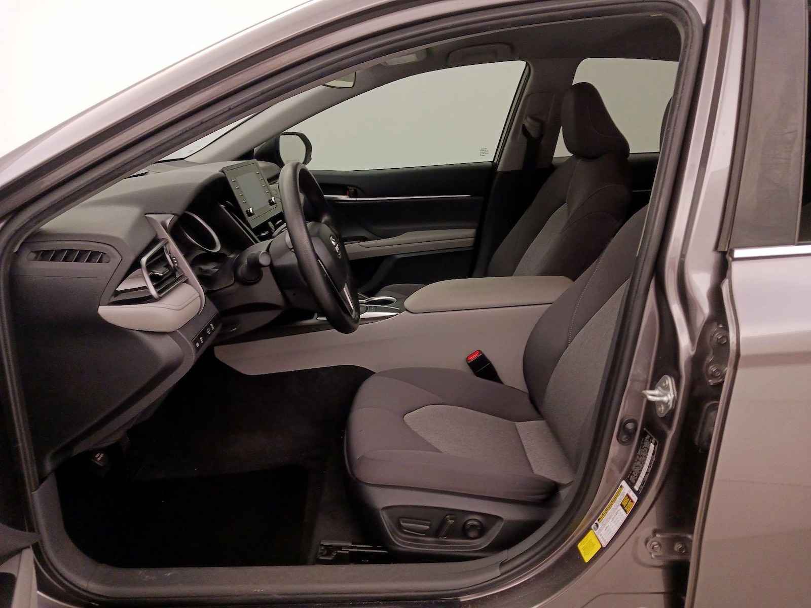 Power Seat(s) & Side Airbags