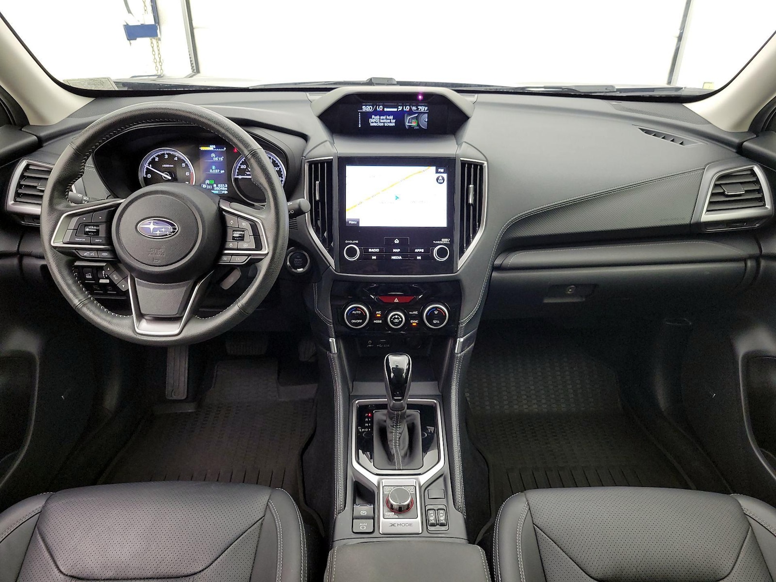 Apple CarPlay® & Android Auto™