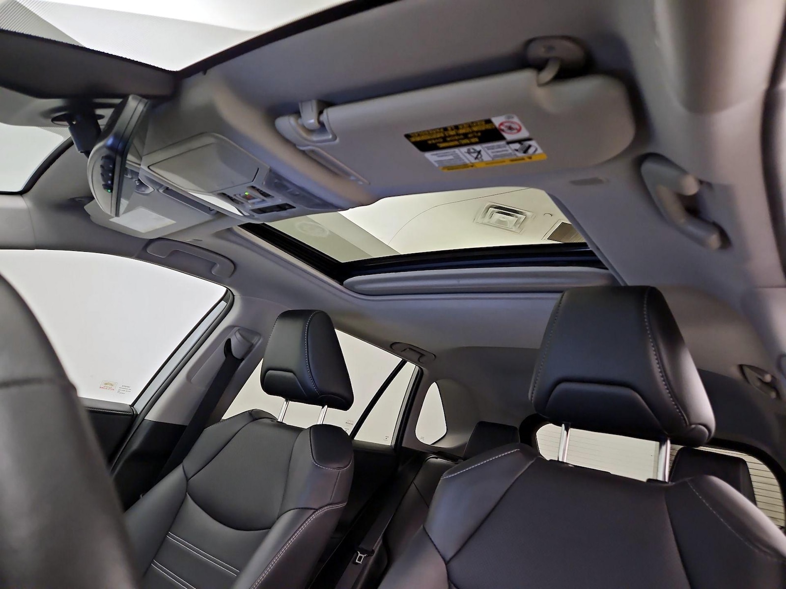 Sunroof(s) & Overhead Airbags
