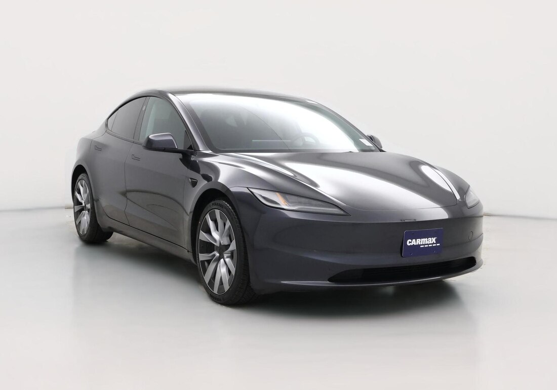 2024 Tesla Model 3 Rear-Wheel Drive in Gray — CarMax photo