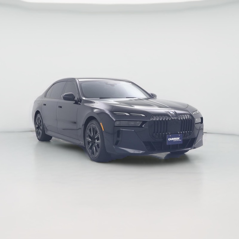 2023 BMW 740 I