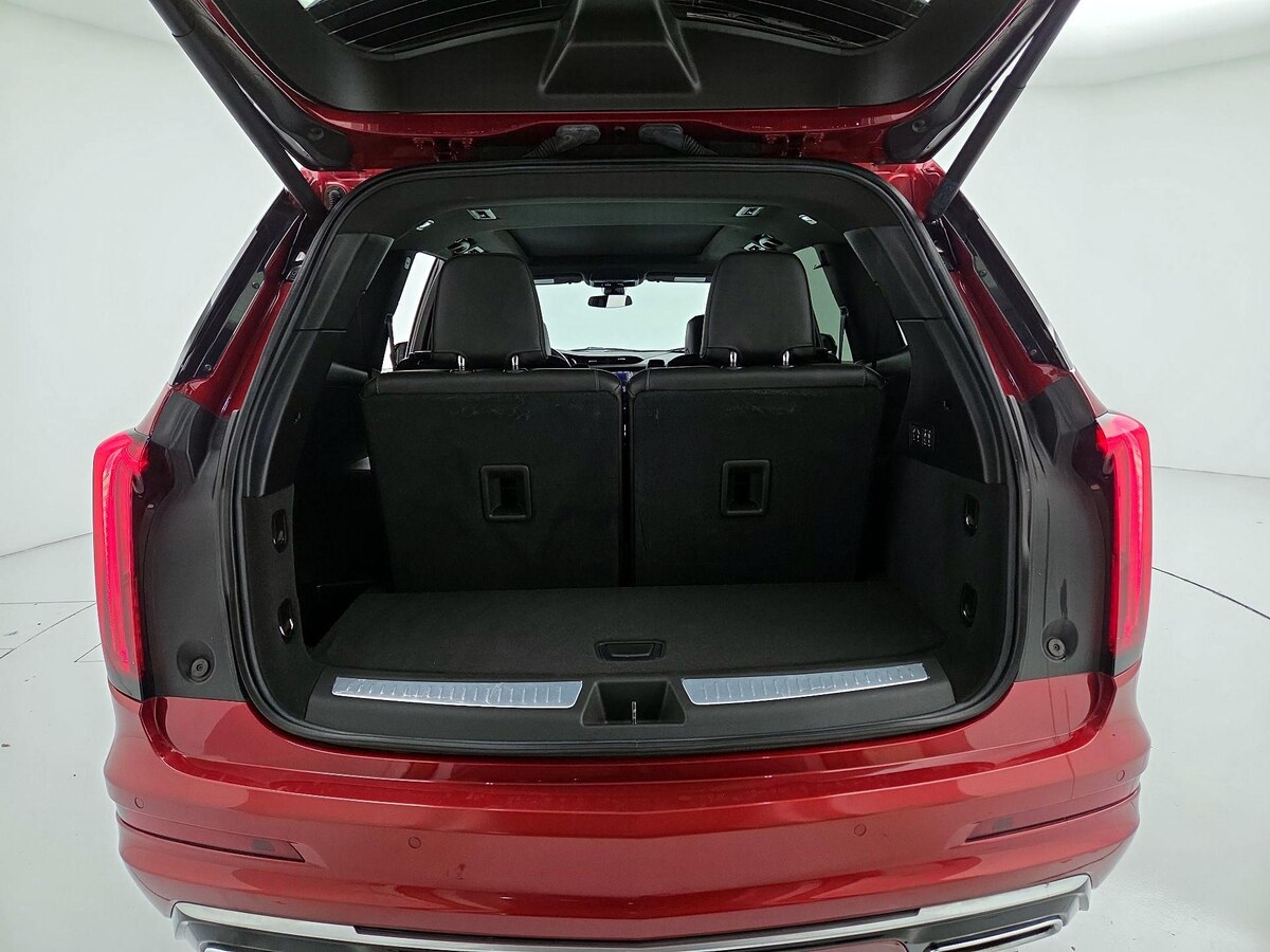 Trunk/Cargo (Seats Up)