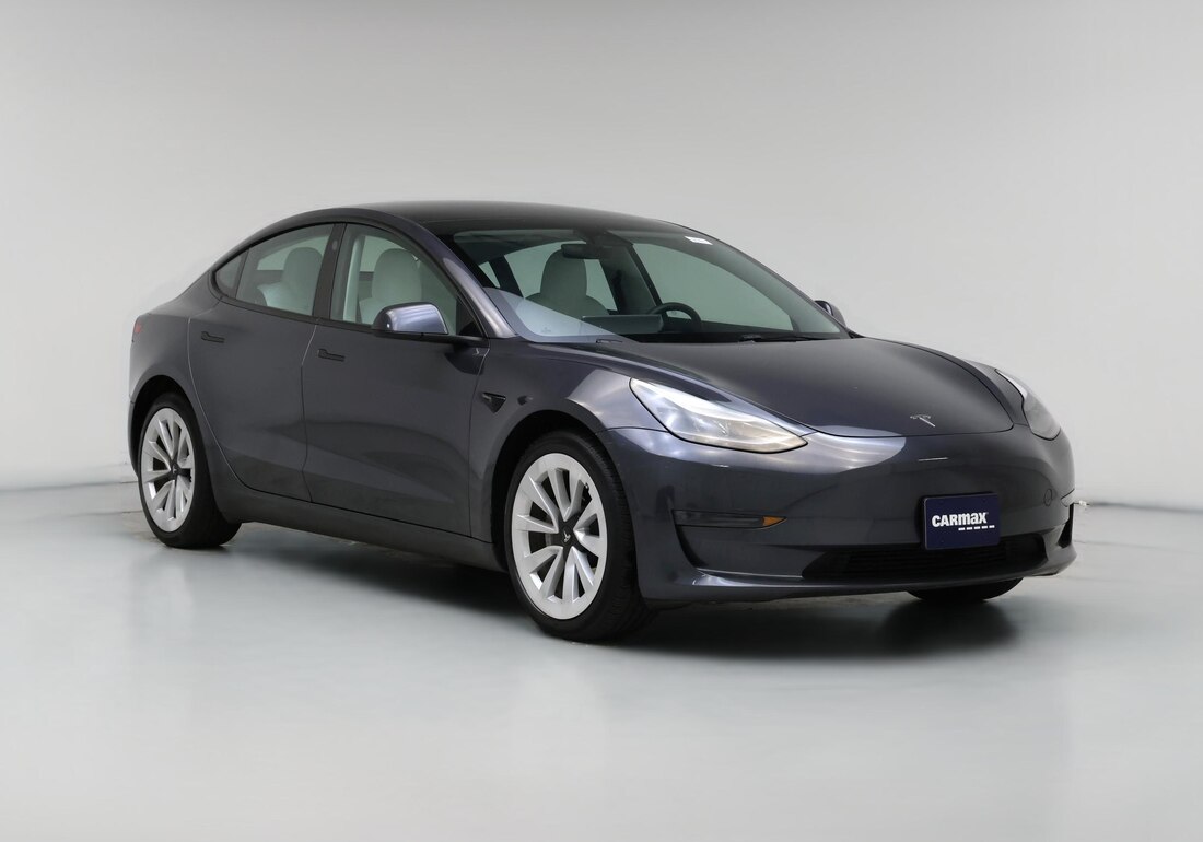 2023 Tesla Model 3 Rear-Wheel Drive in Gray — CarMax photo