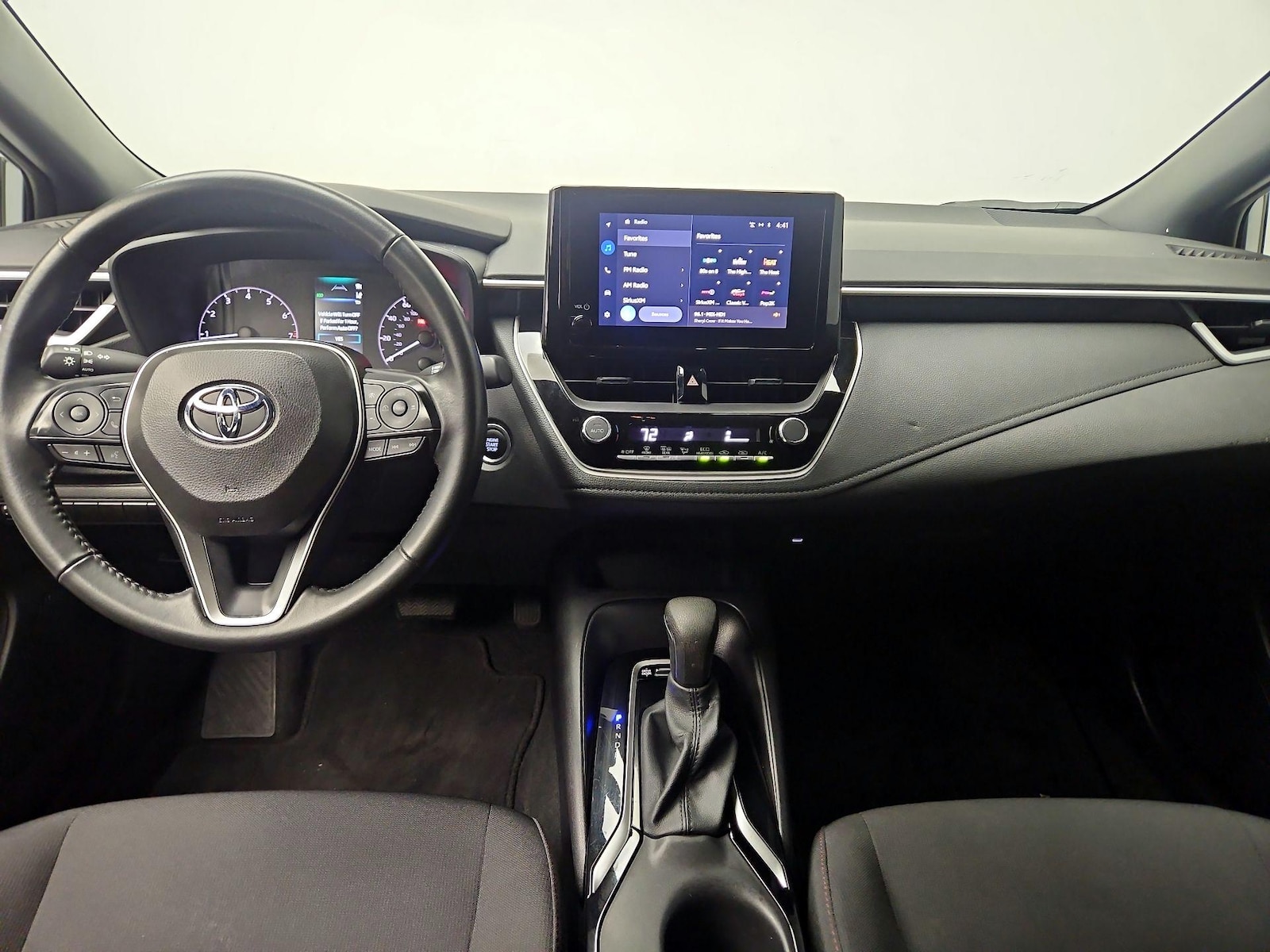 2024 Toyota Corolla SE - Photo 10