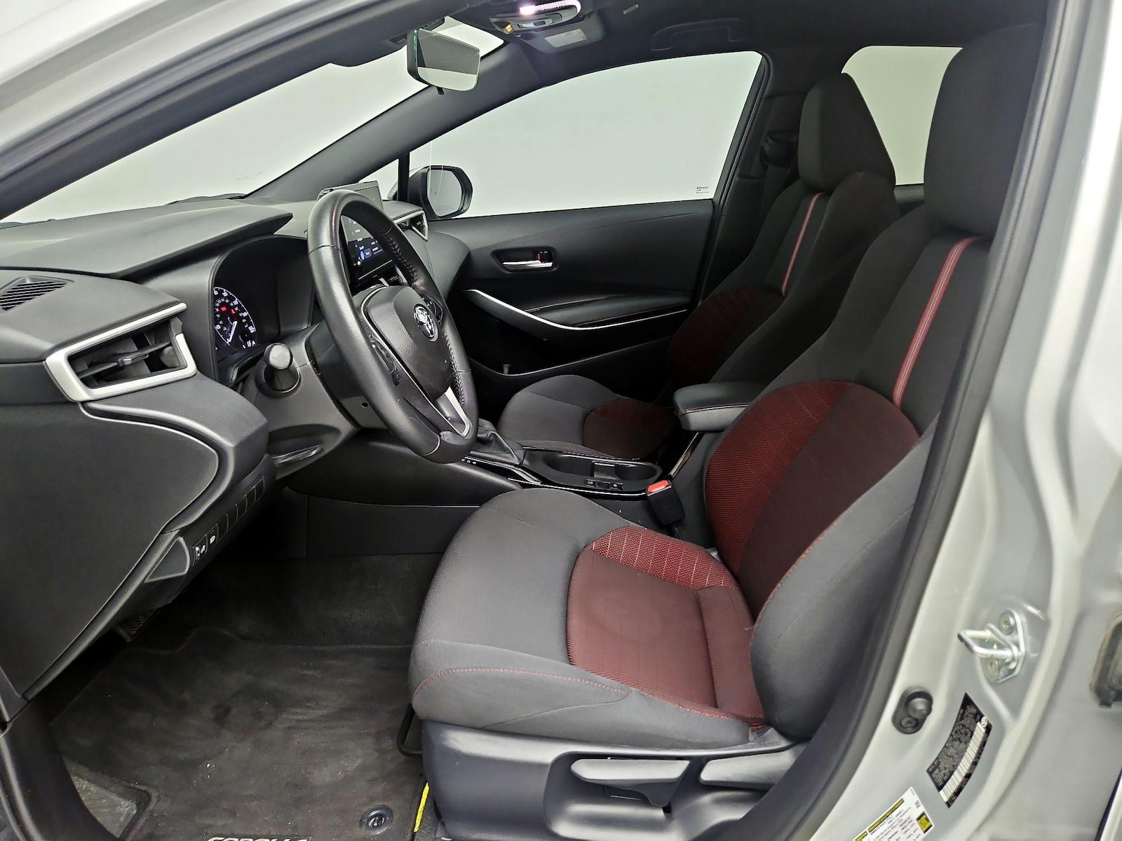 2024 Toyota Corolla SE - Photo 12