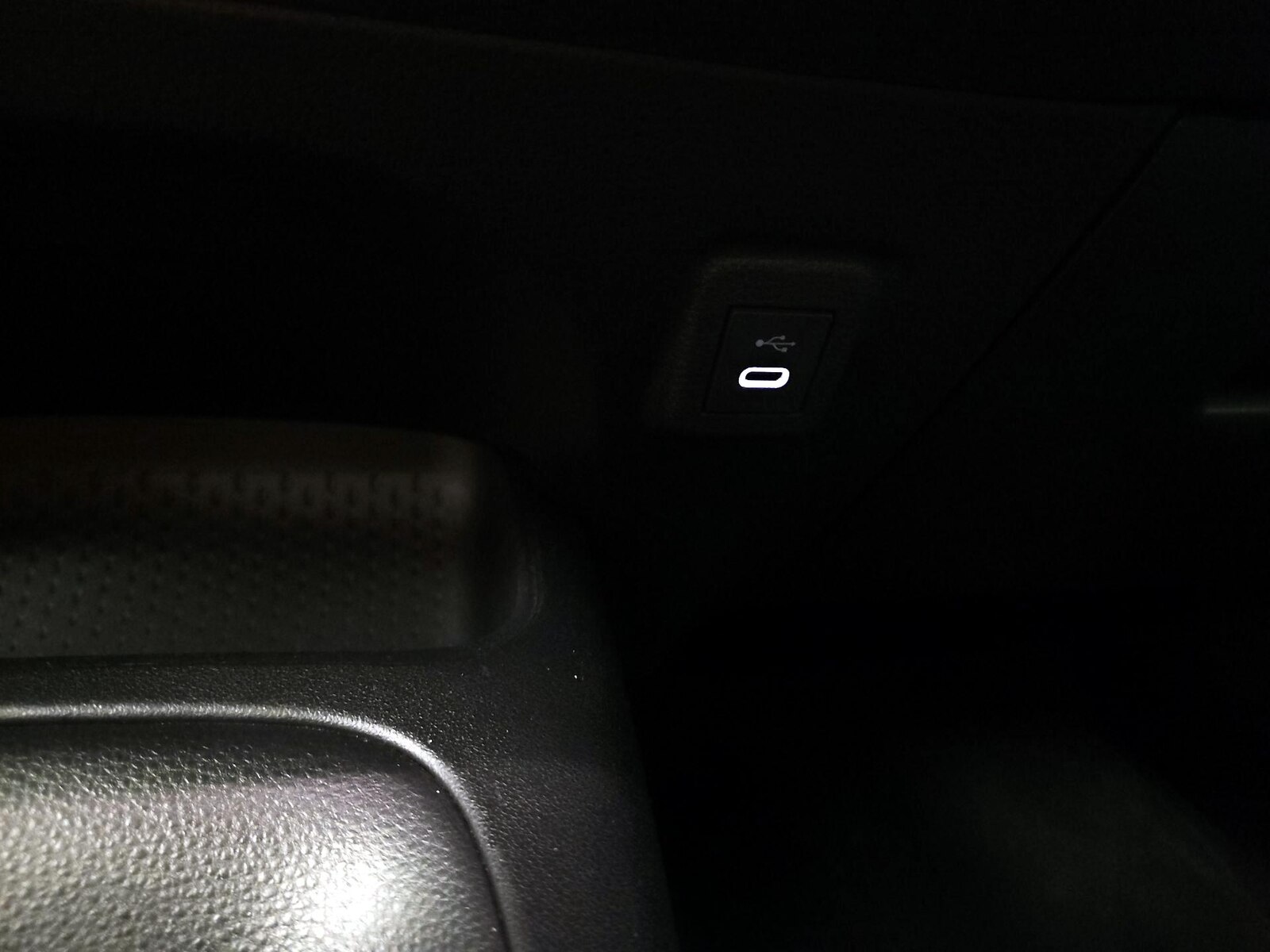 2024 Toyota Corolla SE - Photo 19