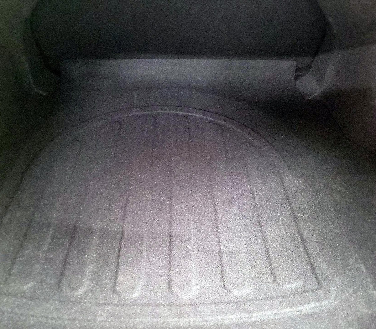 Trunk/Cargo (Seats Up)