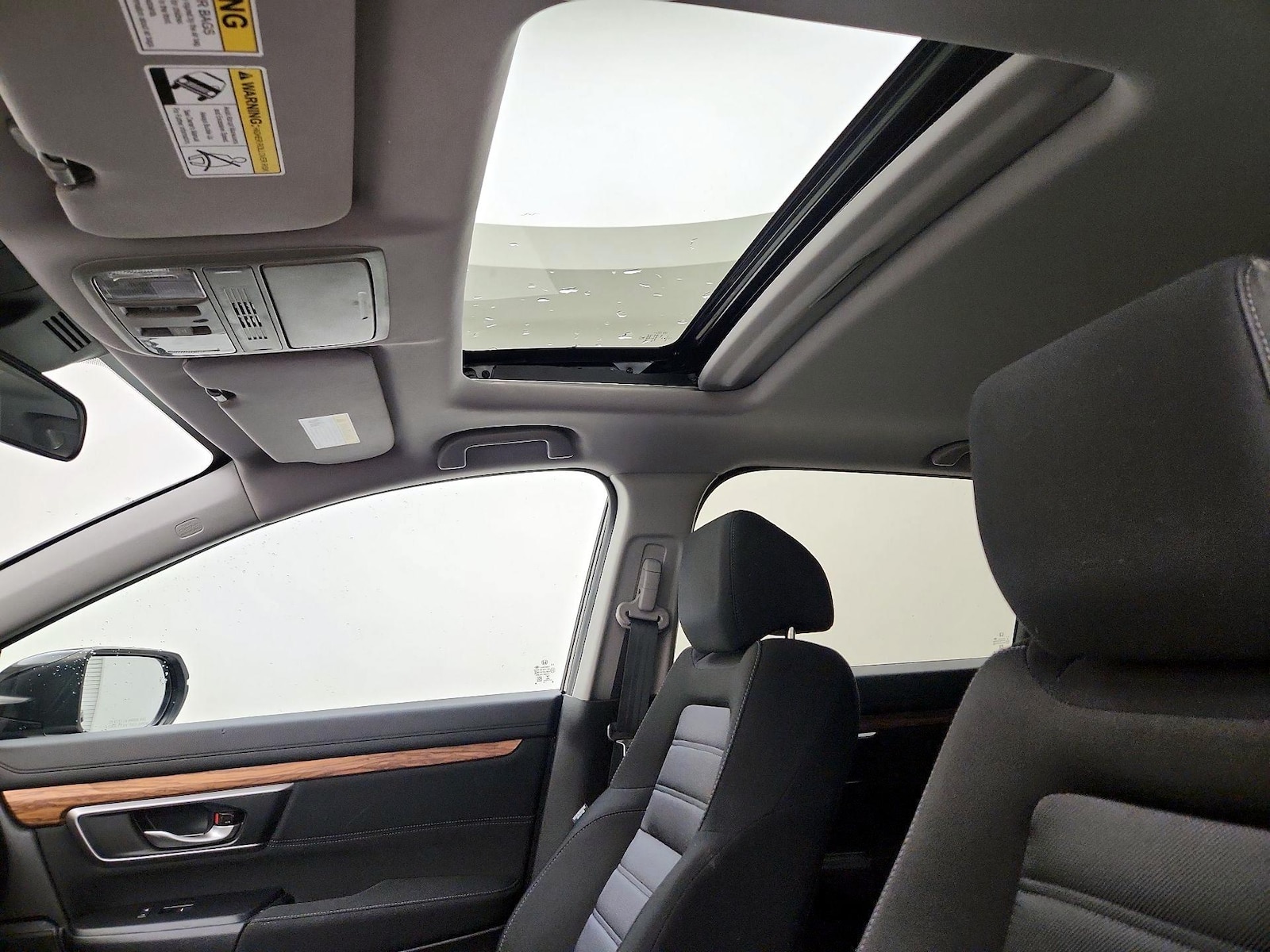 Sunroof(s) & Overhead Airbags