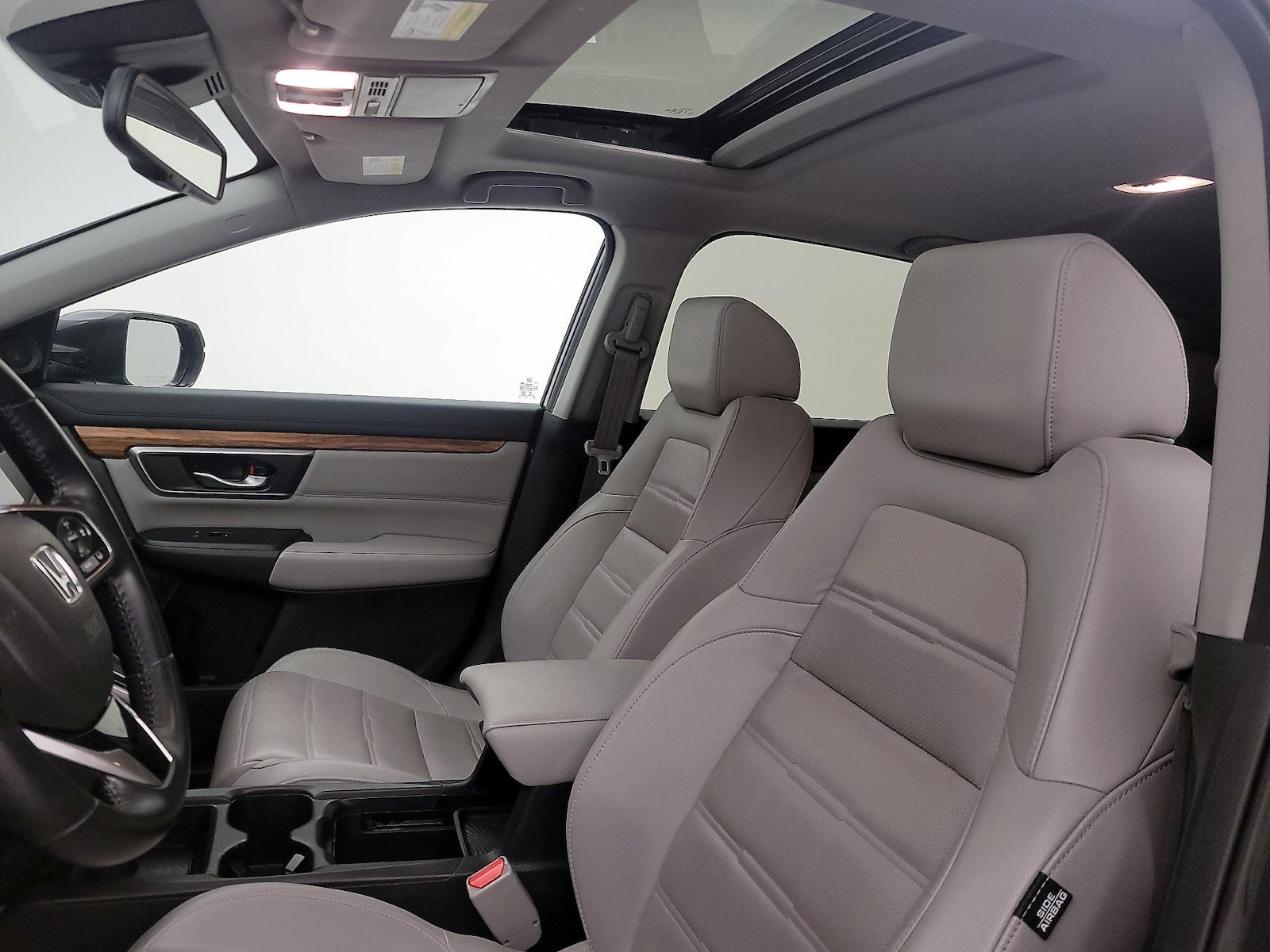 Sunroof(s) & Overhead Airbags
