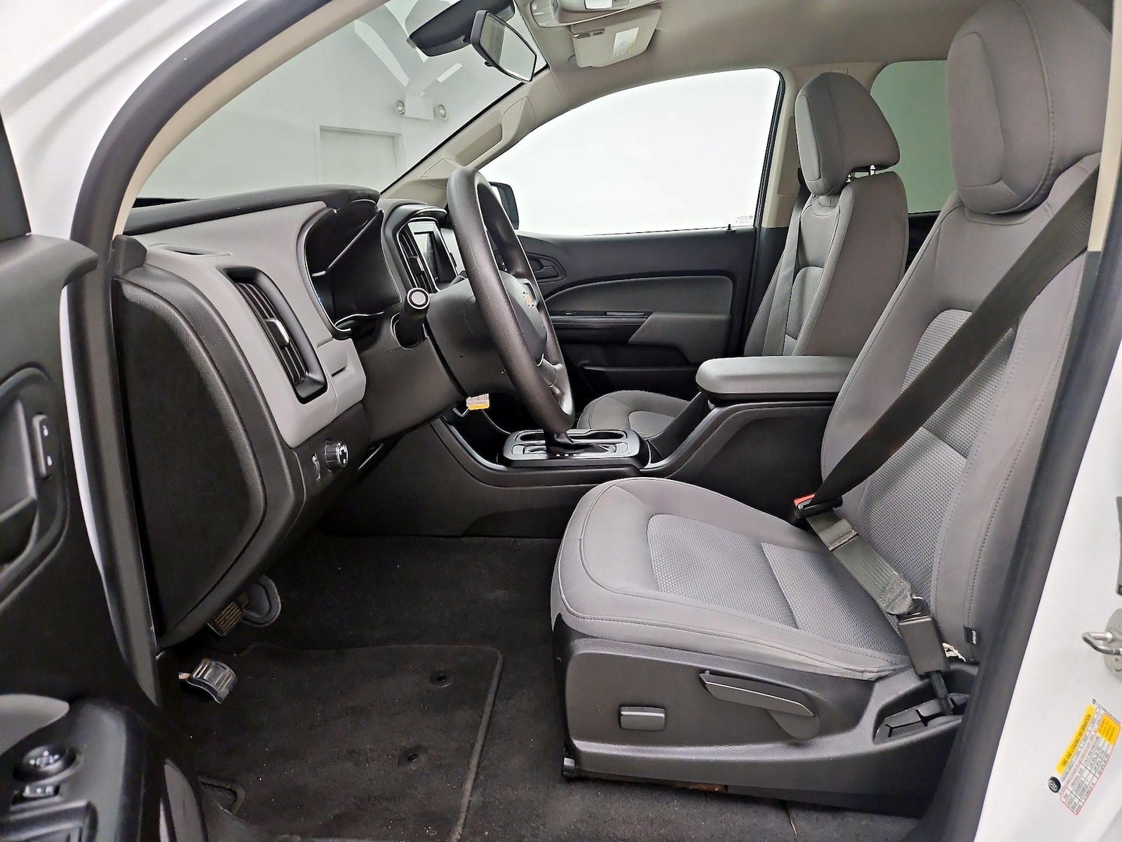 Power Seat(s) & Side Airbags