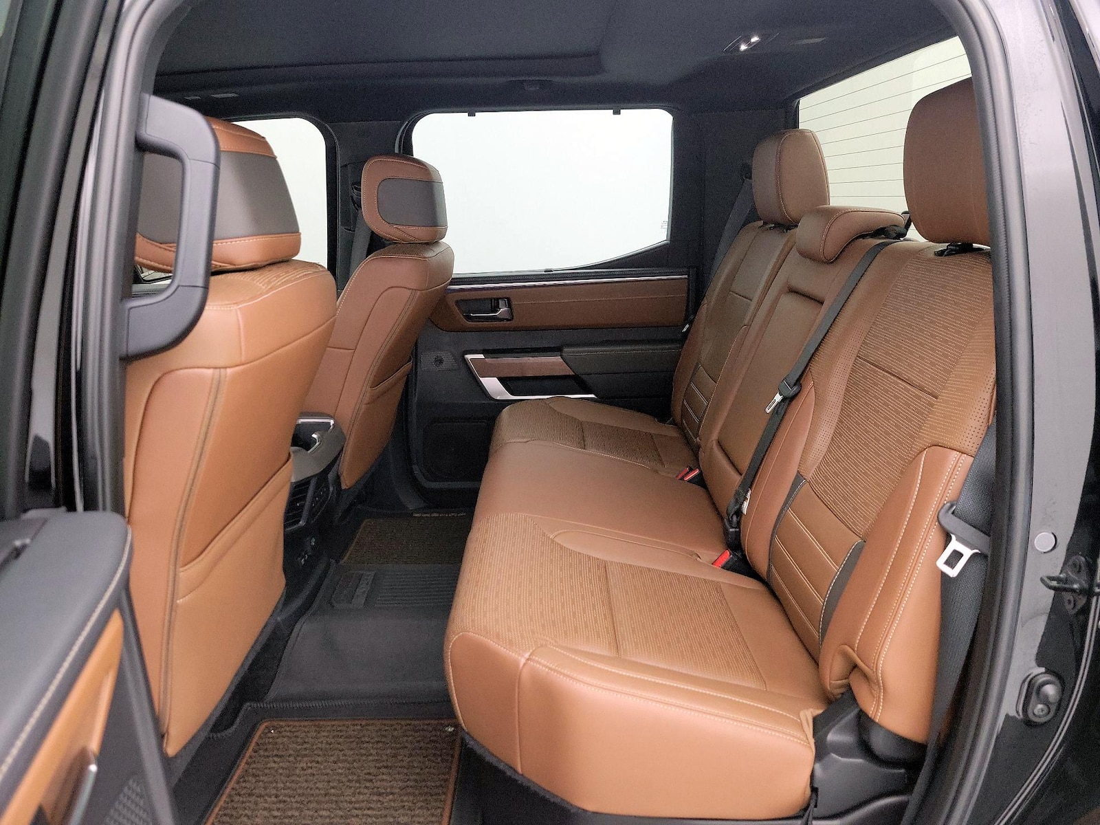 Rear A/C Seat(s)