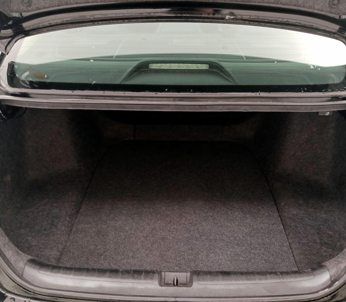 Trunk/Cargo (Seats Up)