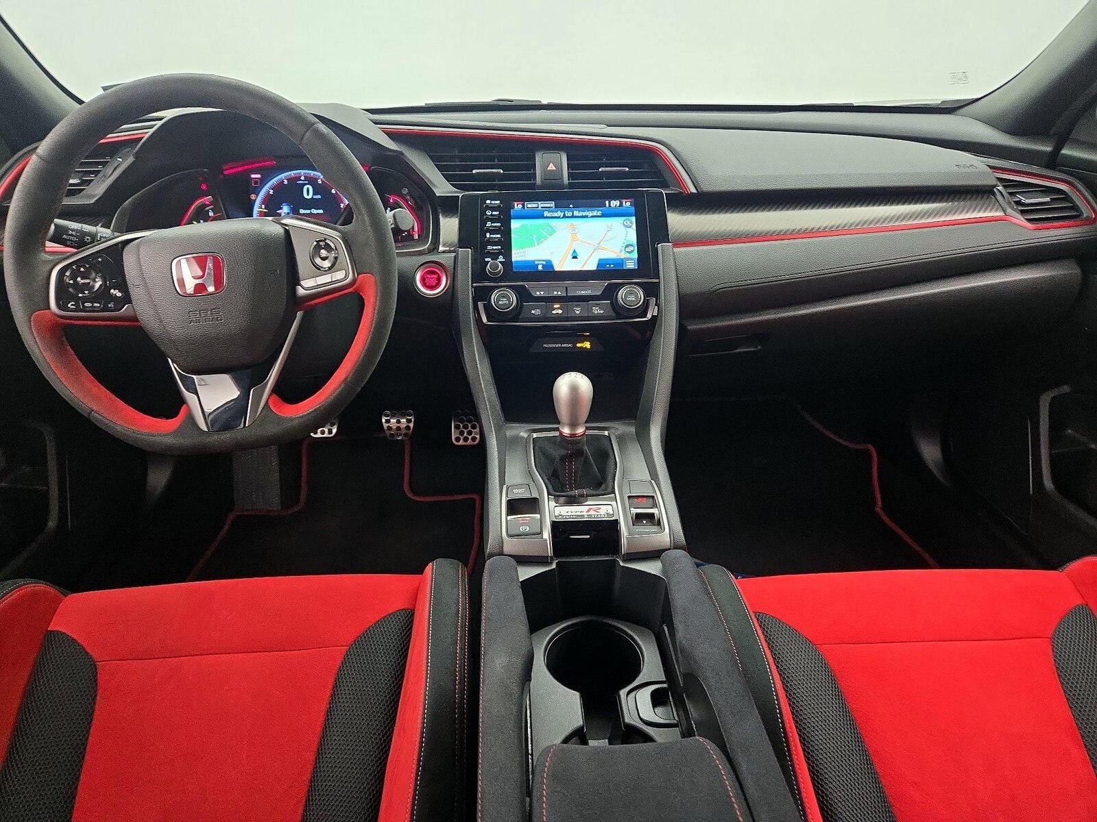 Apple CarPlay® & Android Auto™