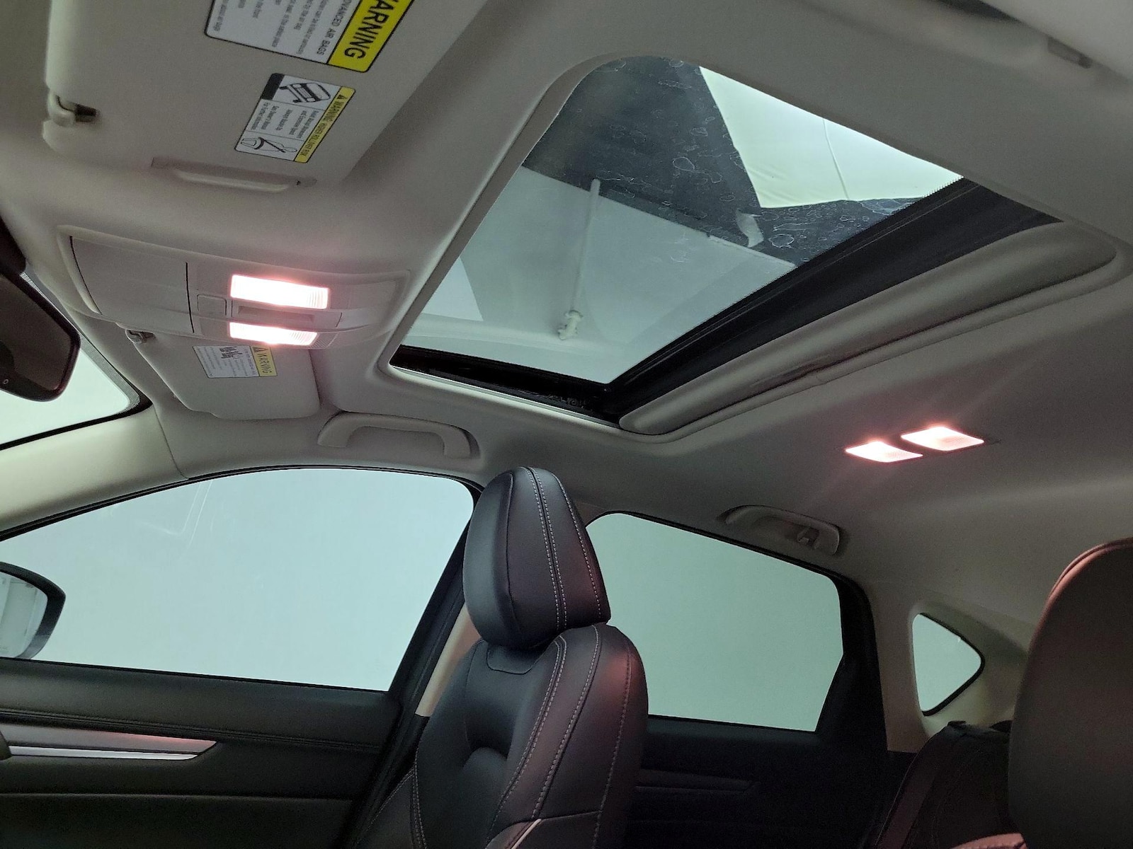 Sunroof(s) & Overhead Airbags